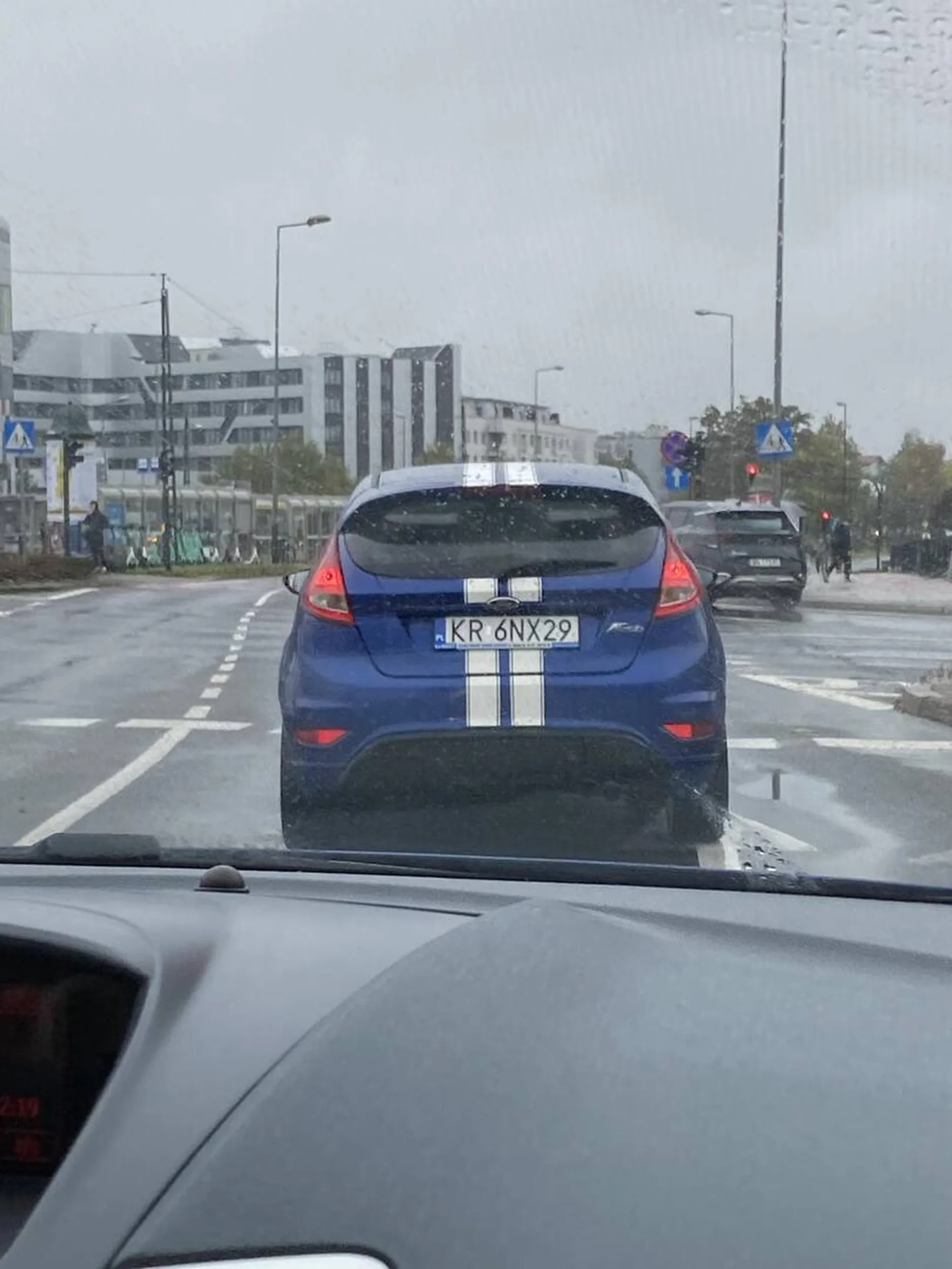 Super fura, pozdrawiam bliźniaka