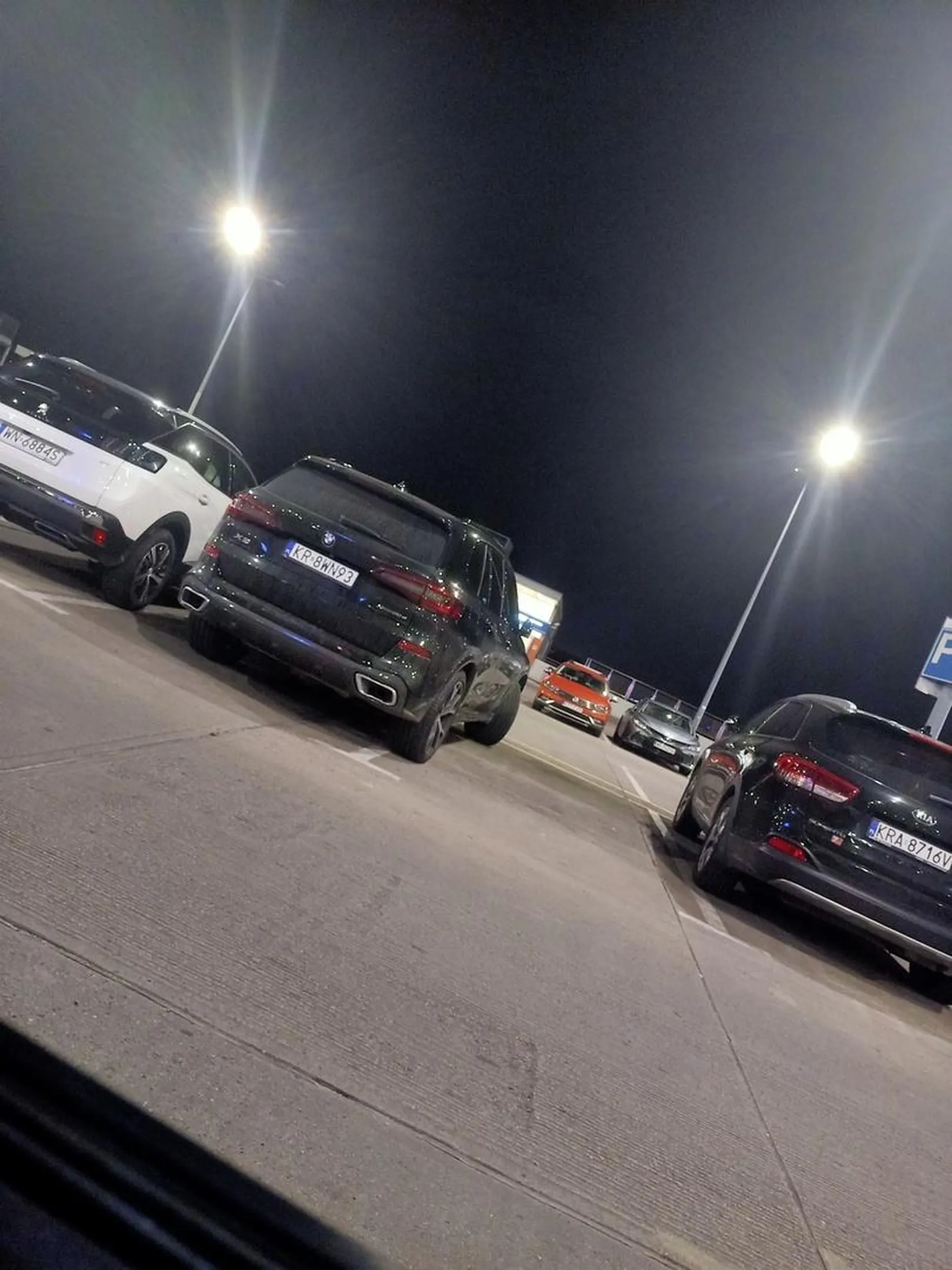 Typowe wiśniarstwo kierowców dużych bmw