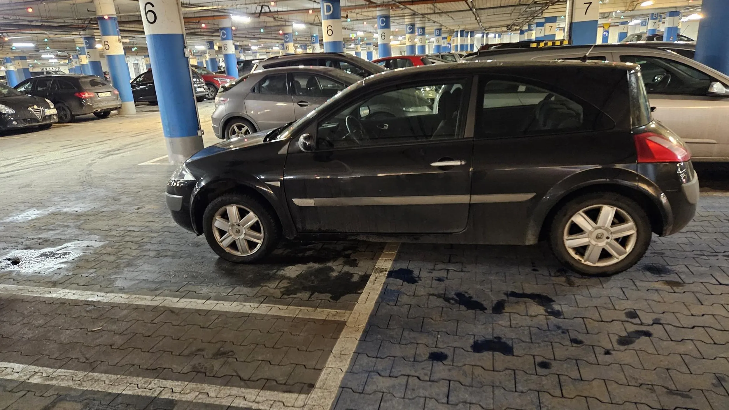 Nawet 3 latek potrafi nie wyjeżdzać poza linie