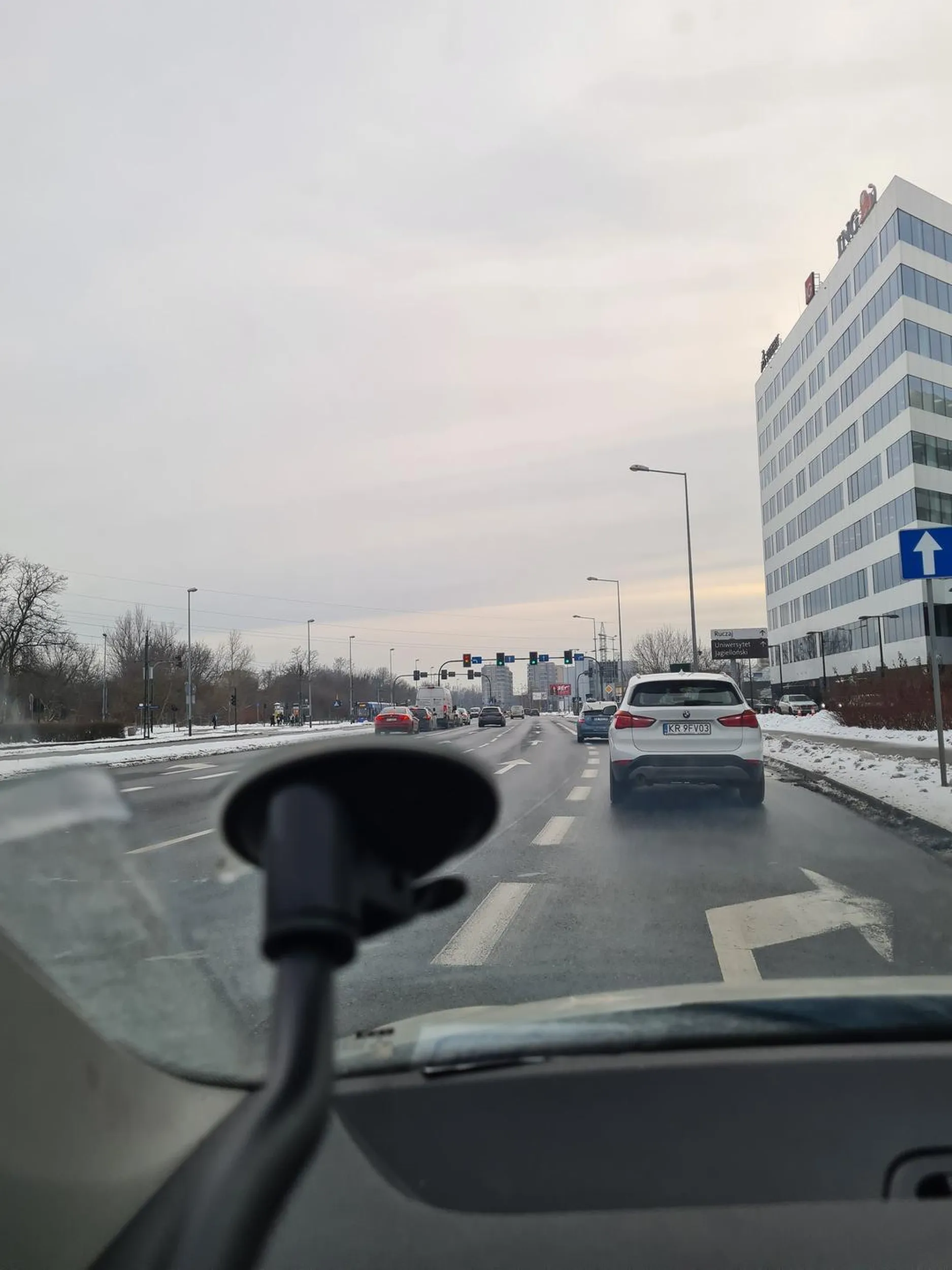 Kierowca wymusza pierwszeństwo