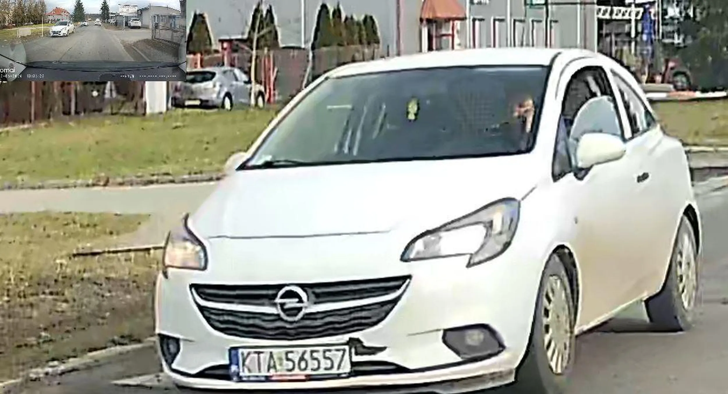 miał nikt nie widzieć rozmowy przez telefon. przykro mi