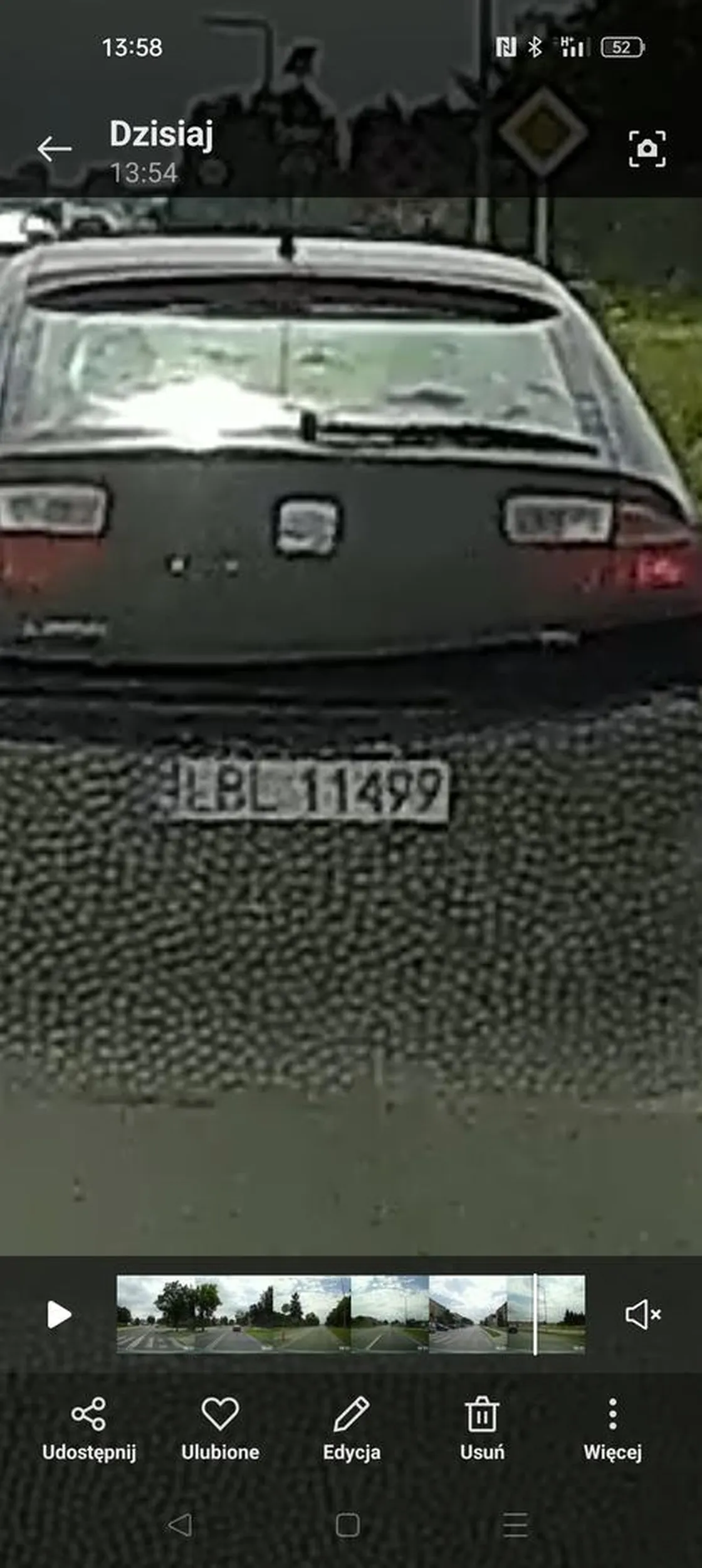 Burak wymusza pierwszeństwo i pokazuje fucka