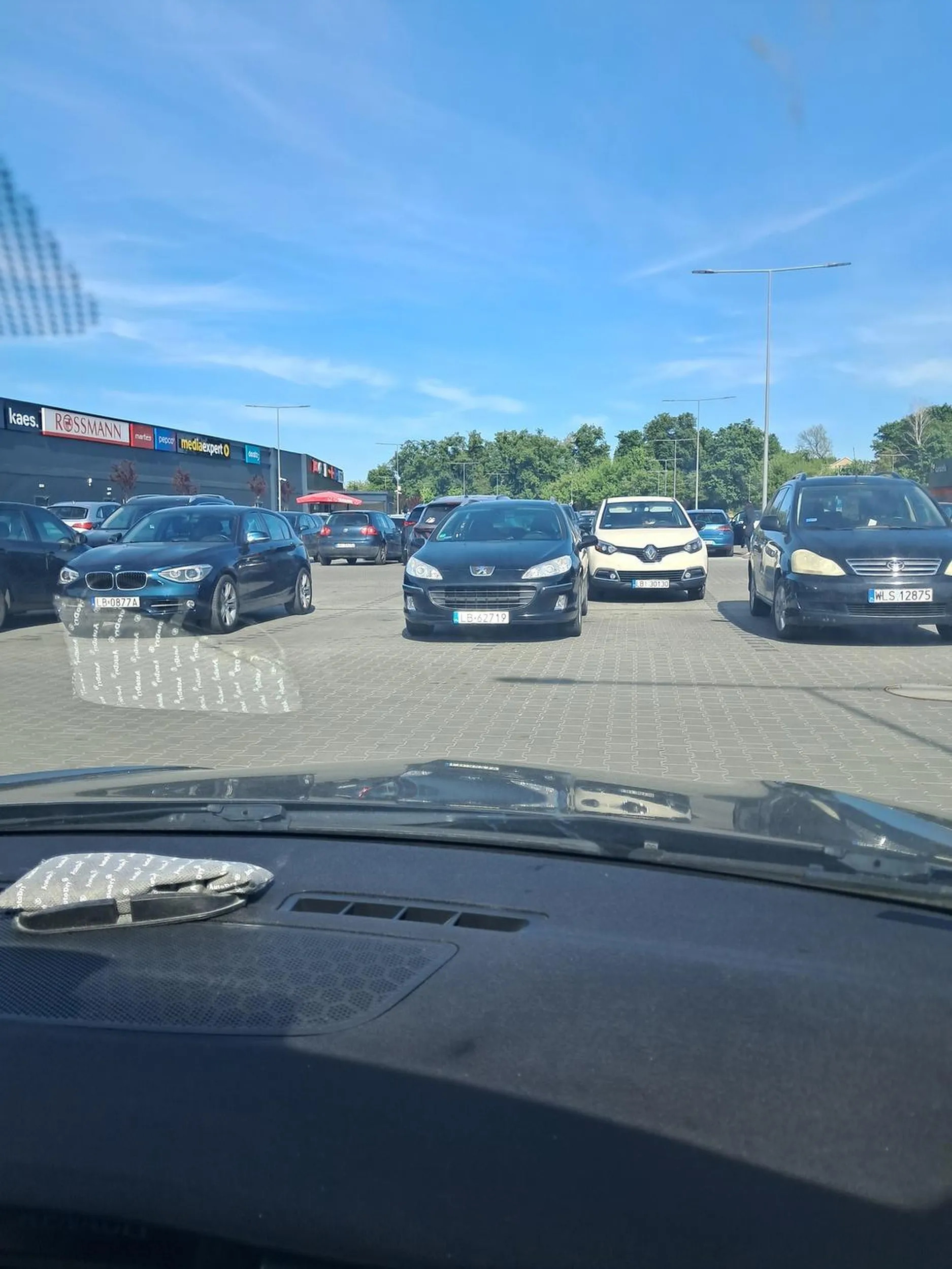 świetne parkowanie, bravo