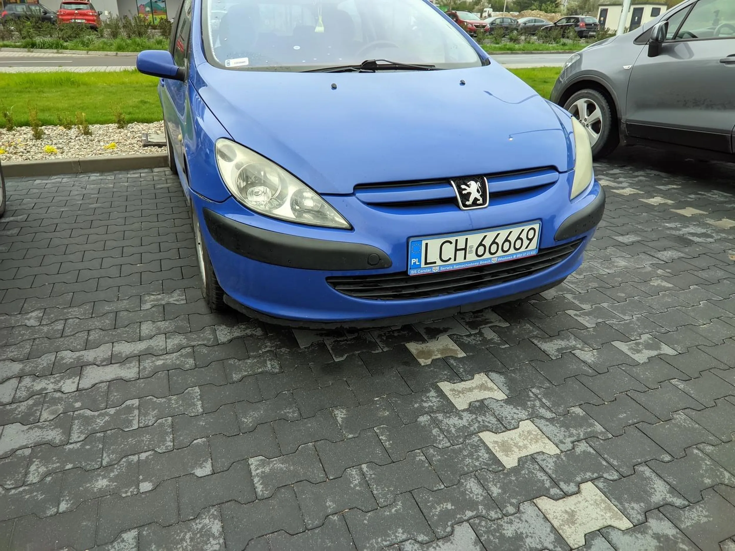 Parkowanie pod lidlem bardzo umiejętne