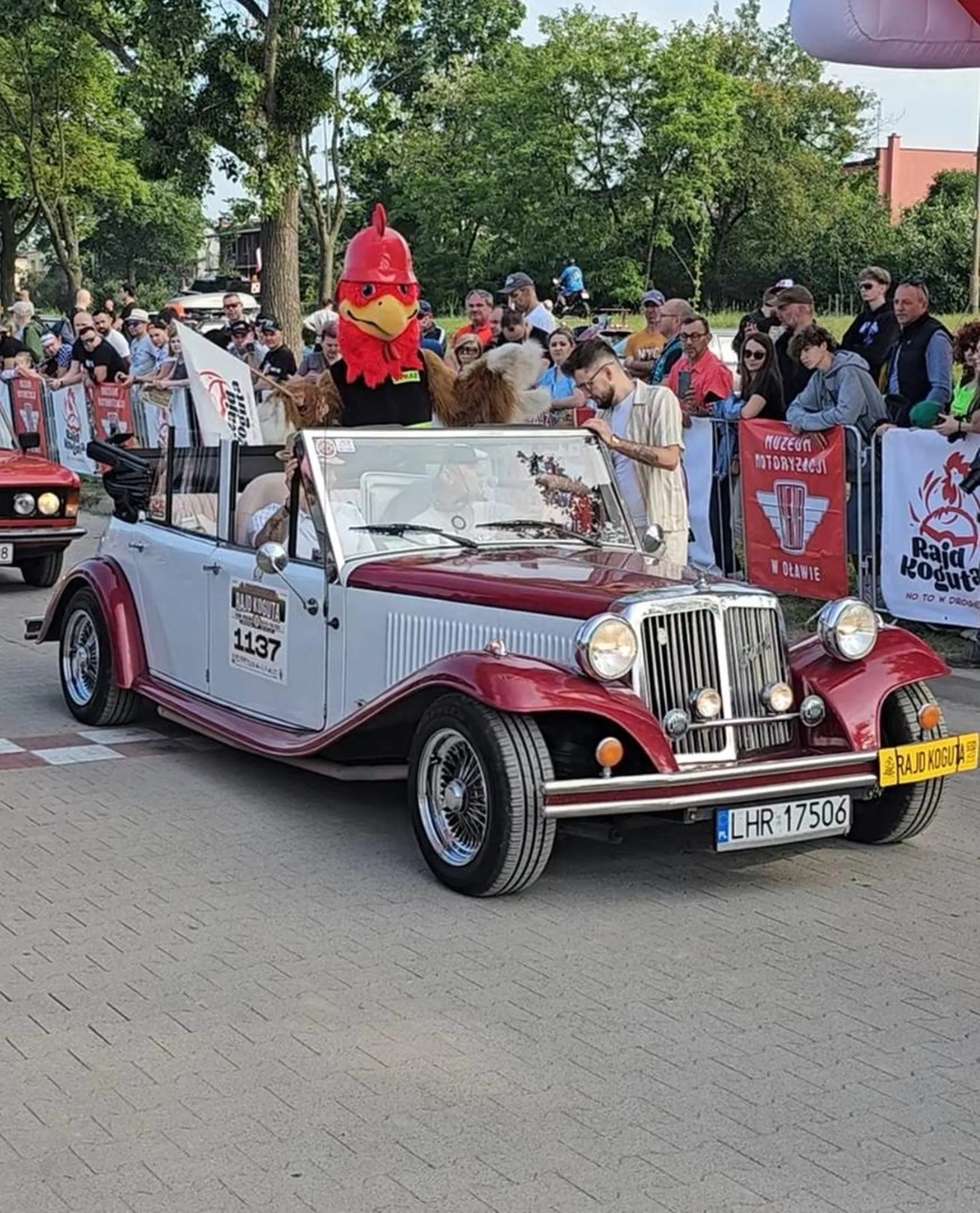 to jest zarejestrowane jako Ford Scorpio