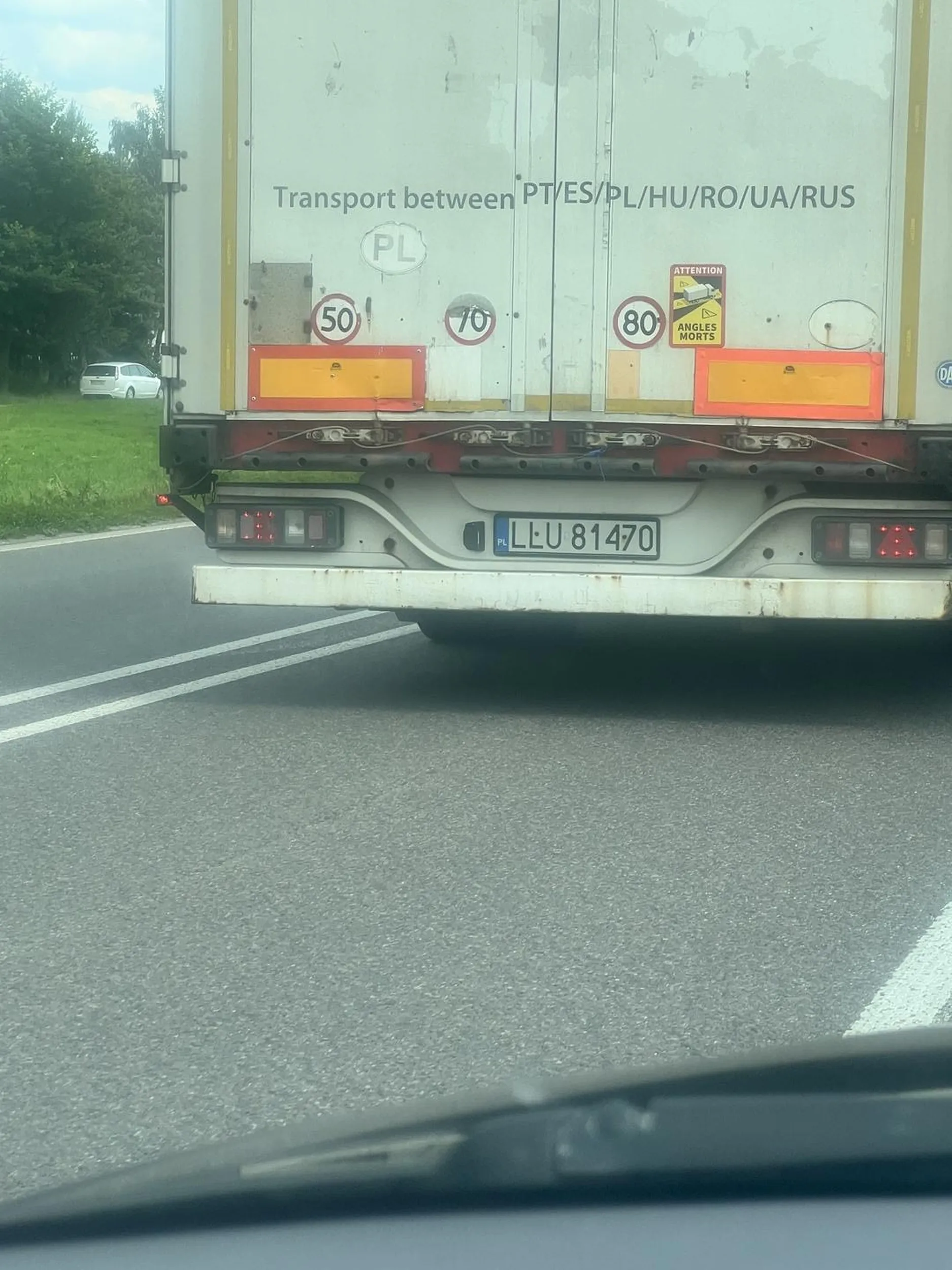 Szeryf, blokuje lewy pas