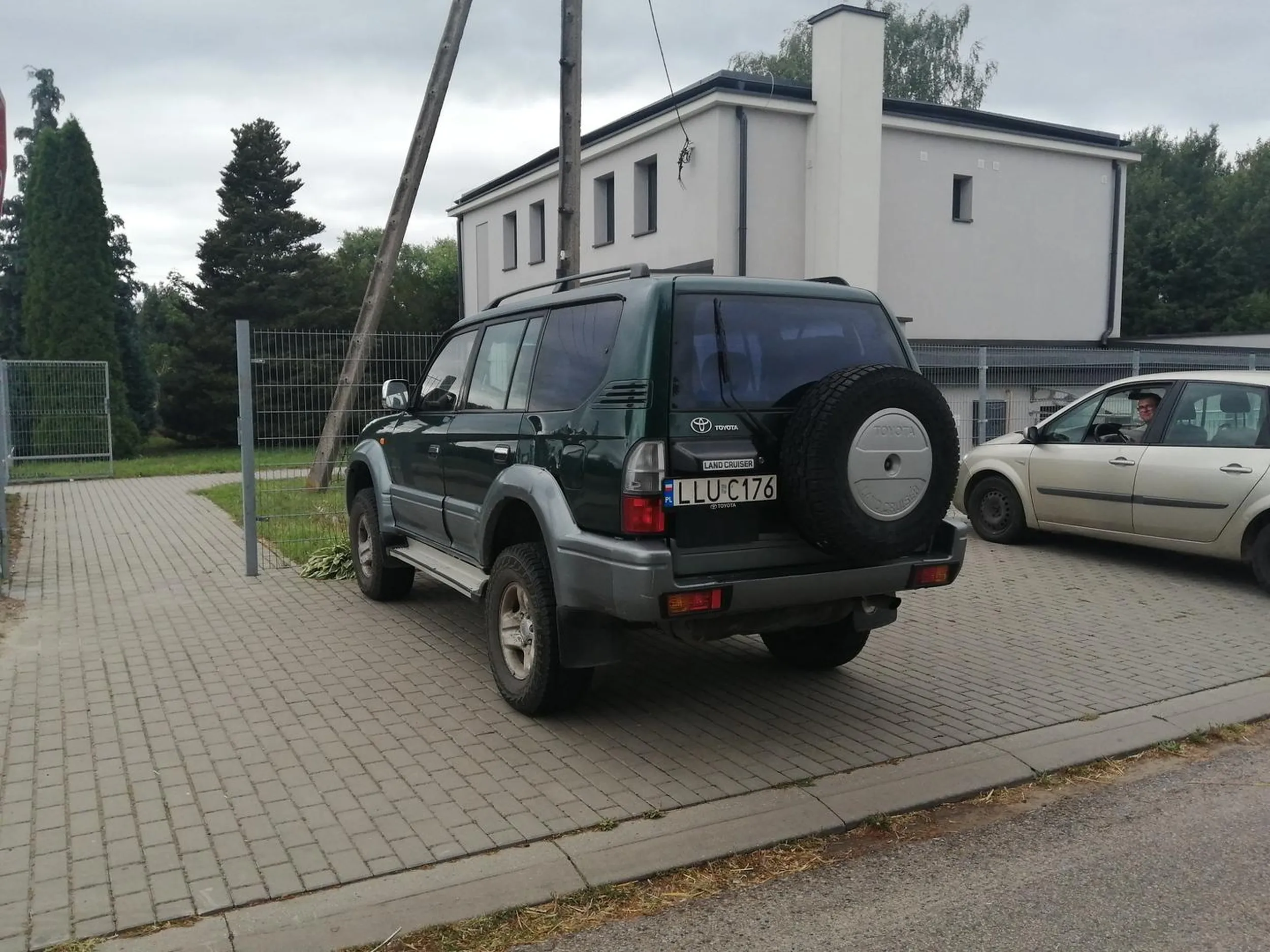 LLU C176 Toyota Land Cruiser