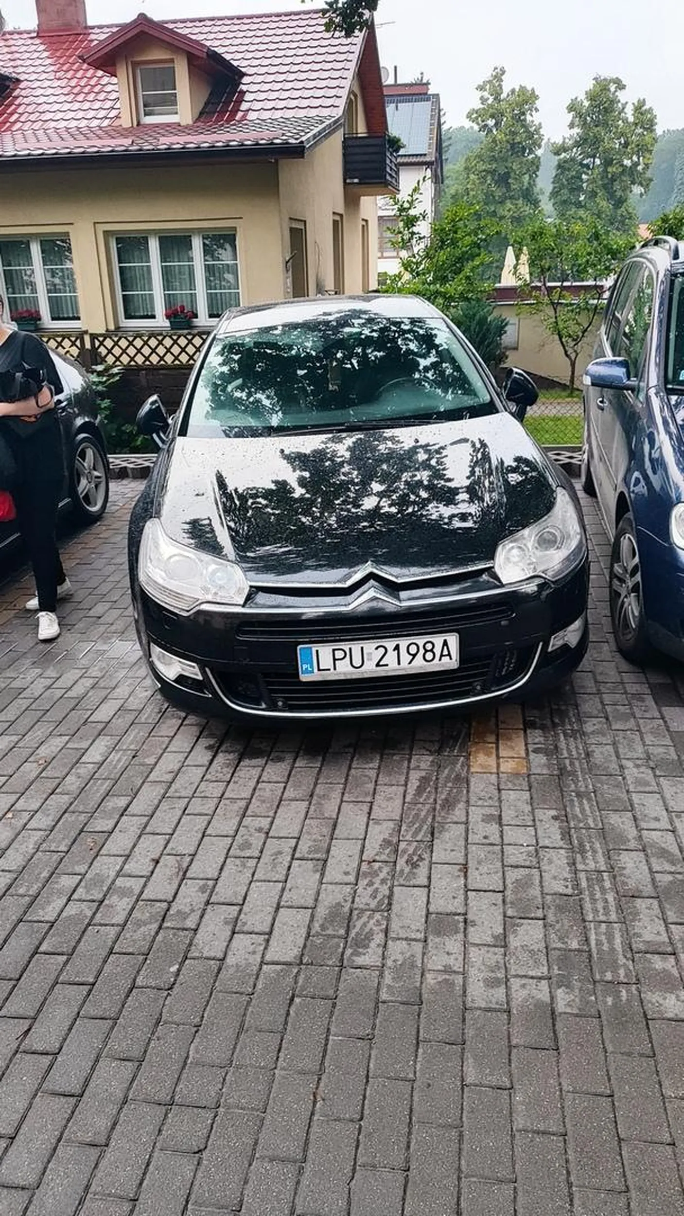 Co za pojeb tak stanął