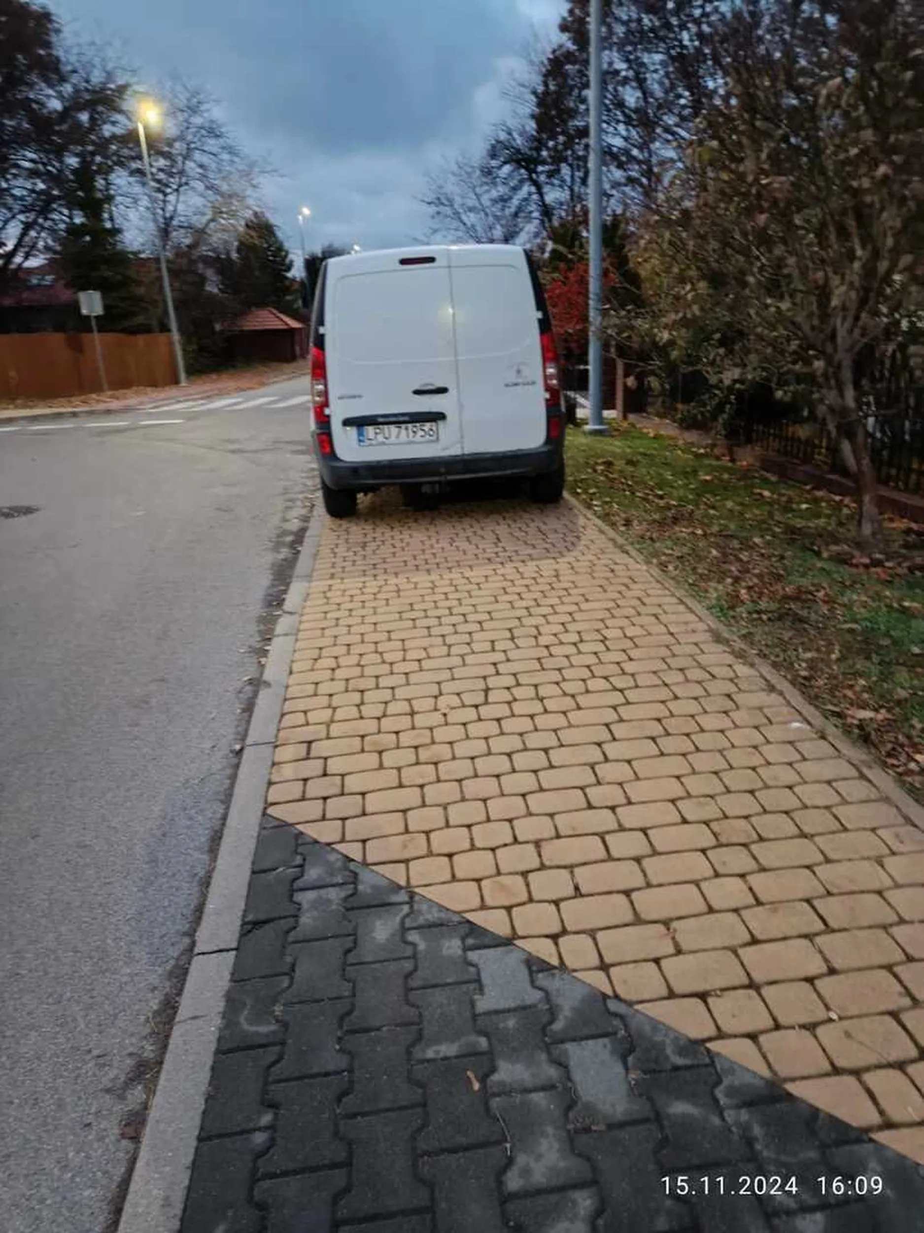 Nic dodać nic ująć, parkowanie level master