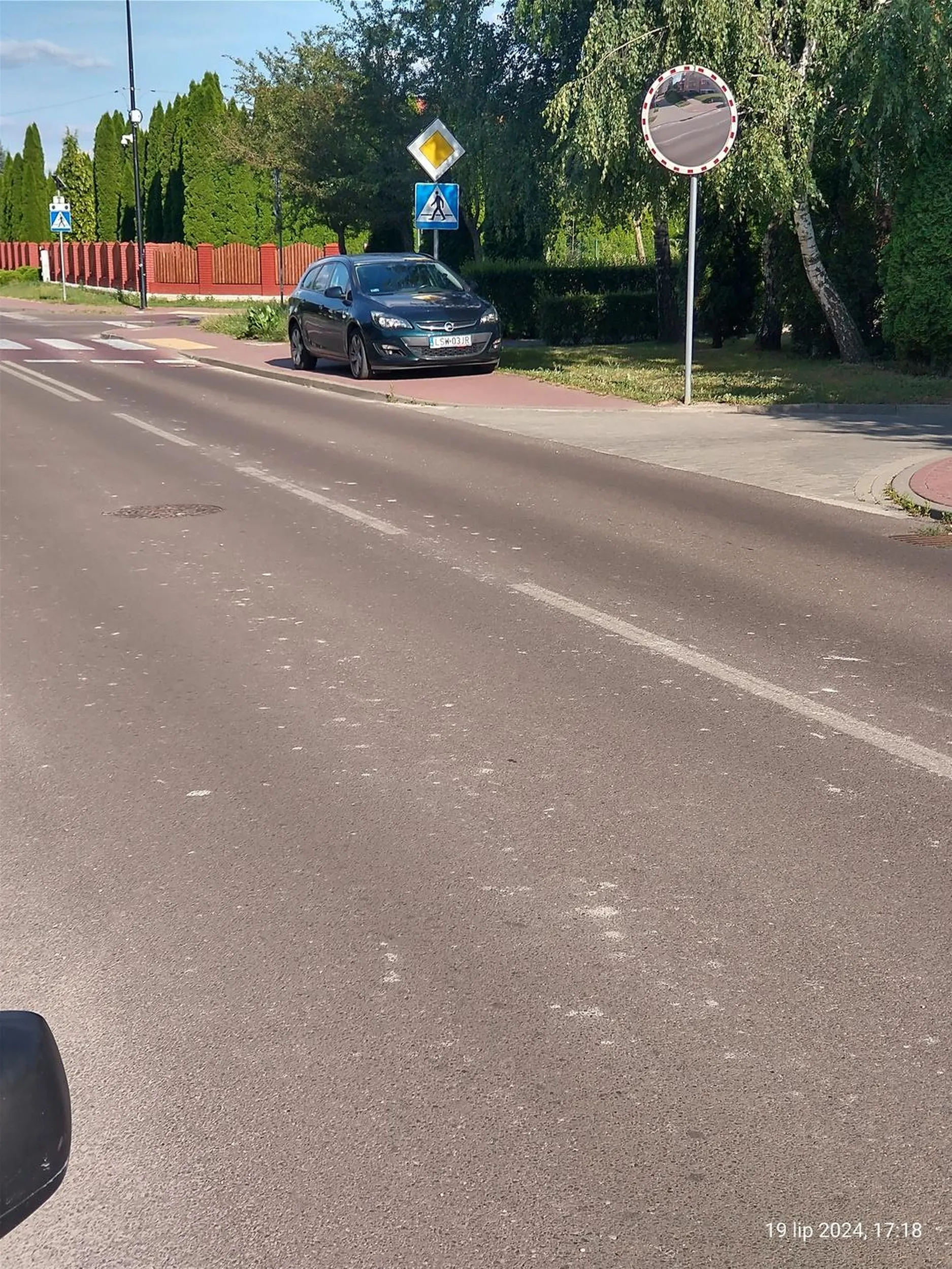 Przejście dla pieszych ? hmmm  Mam to w "głębokim poważaniu".