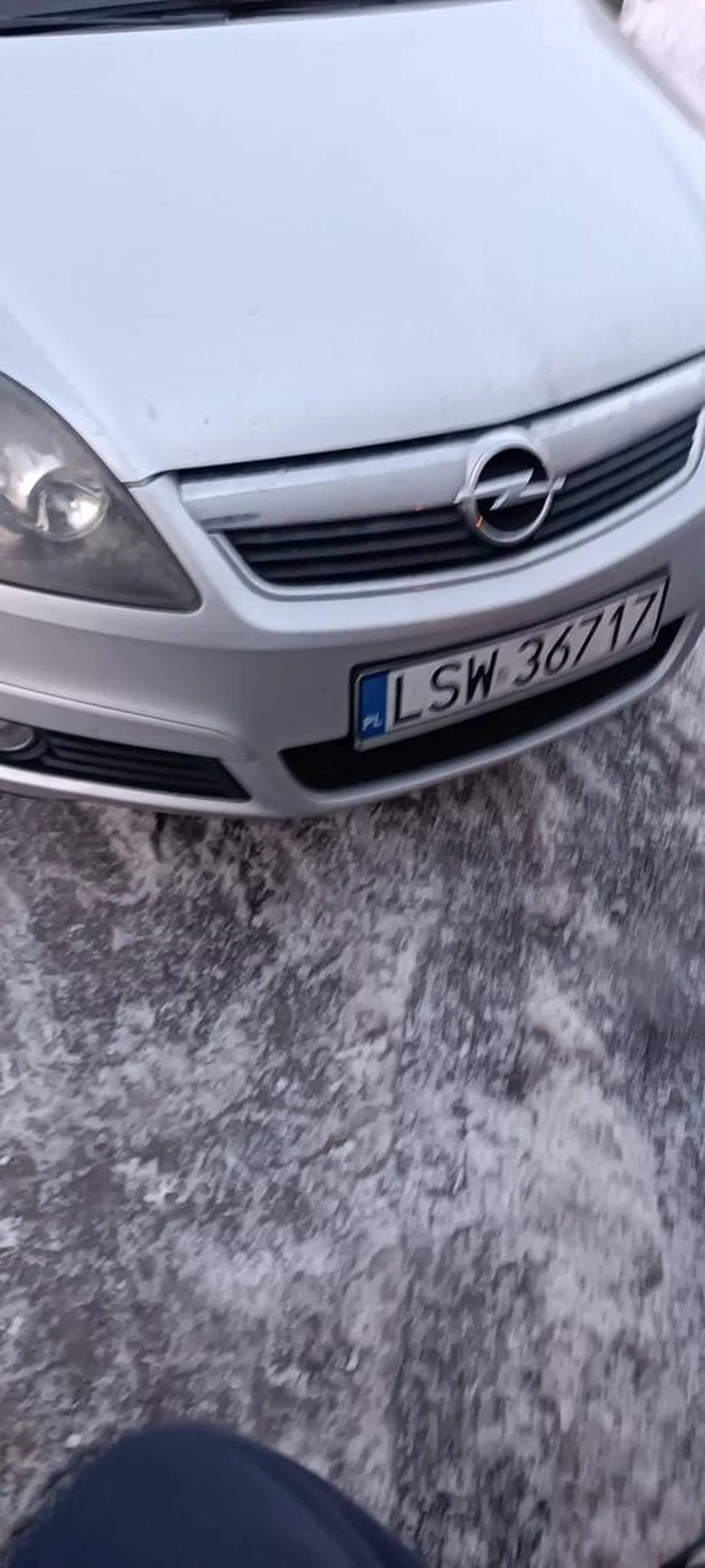 Wstyd starsza kobieta z brodatym chlopem uprawiają seks w samochodzie