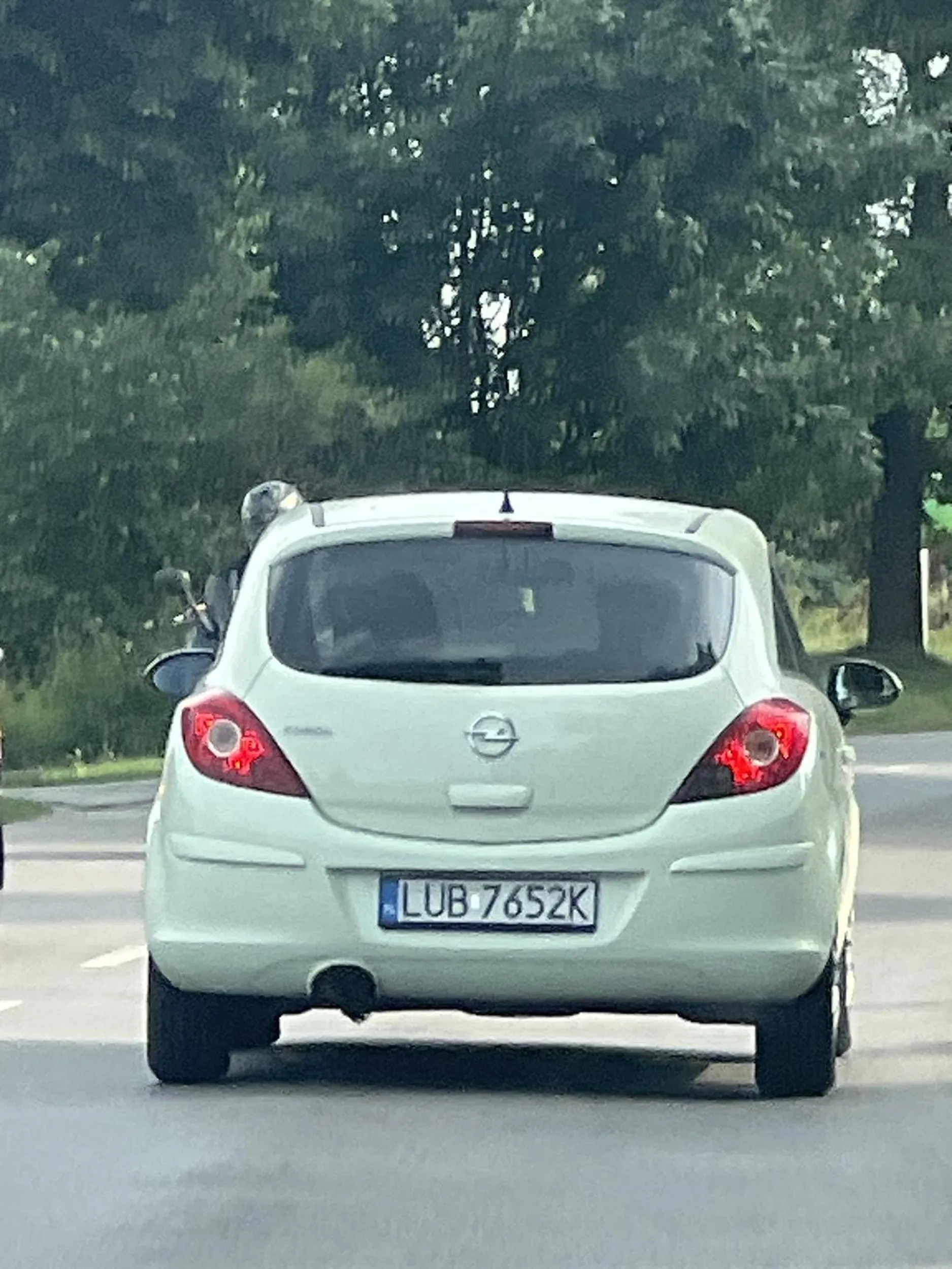 Naucz się rozglądać na skrzyżowaniu