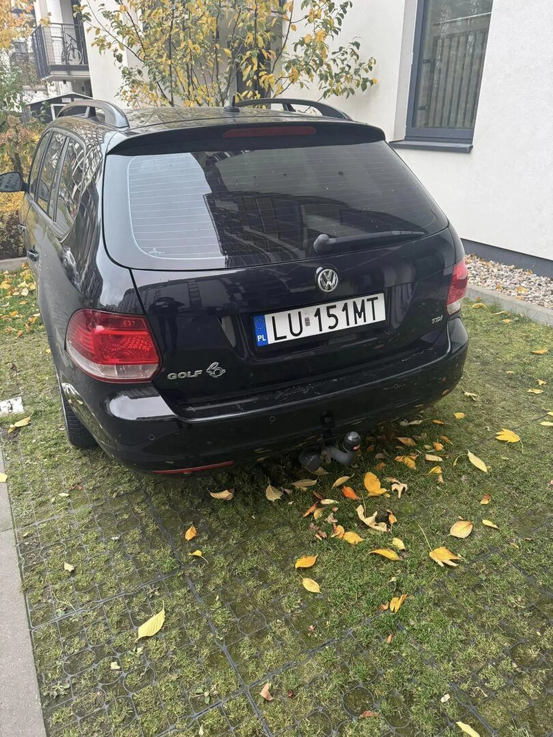 Dlaczego ludzie nie potrafią czytać? Jak można na cały dzień stanąć na czyimś prywatnym miejscu i nie zostawić do siebie kontaktu?