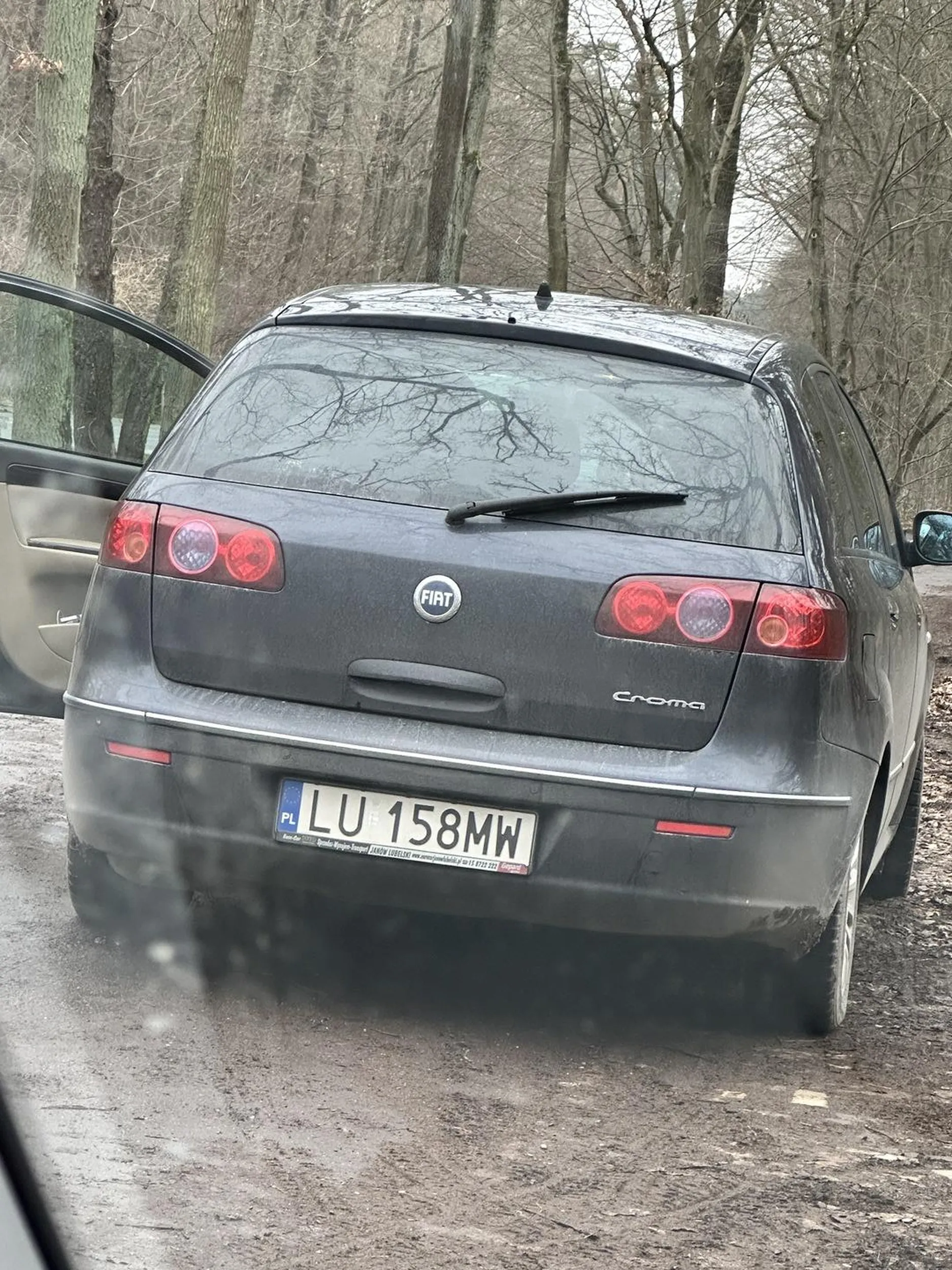 Typ zjechał za mną na parking i nie dał mi odjechać twierdził że go śledze w imieniu agencji detektywistycznej
