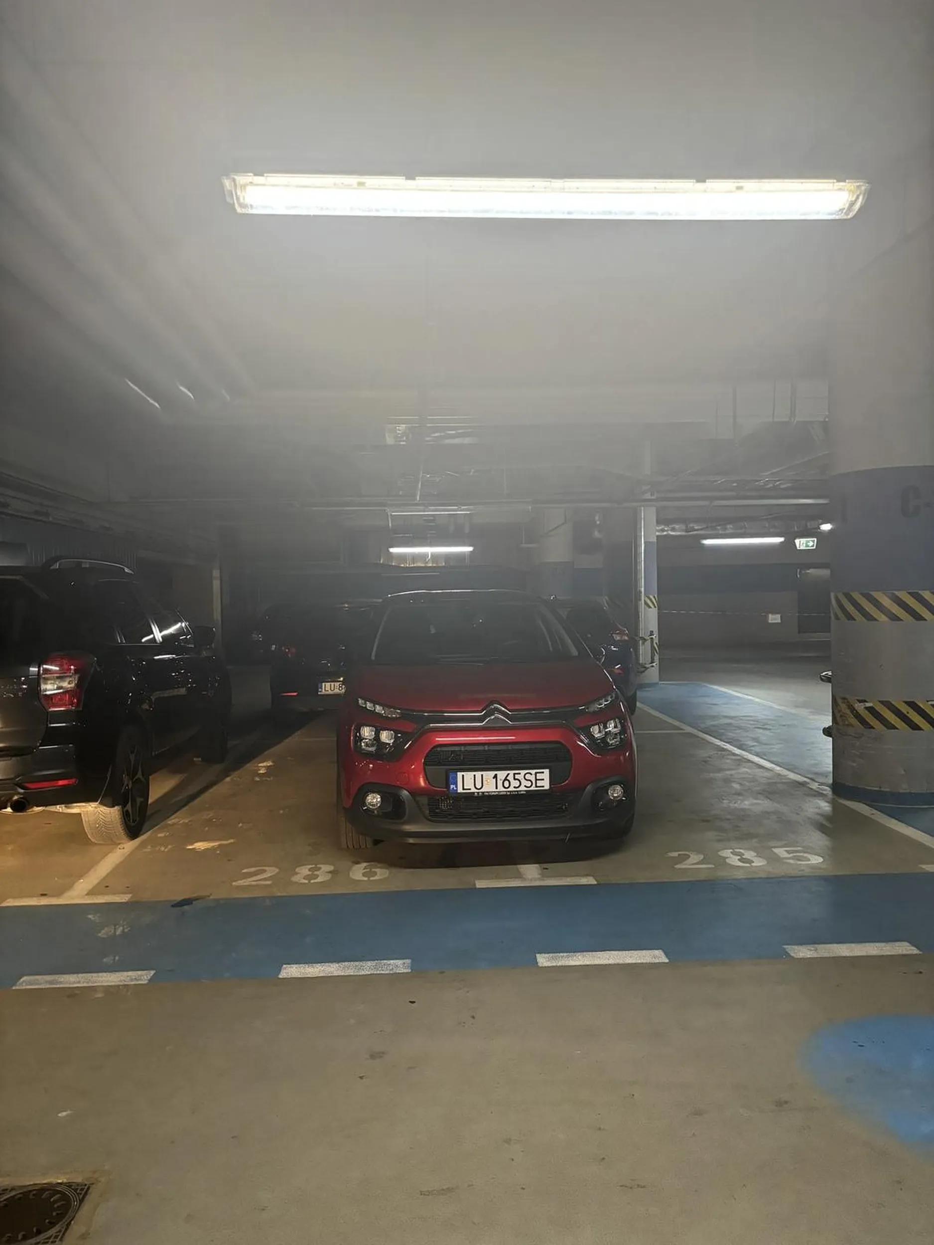 Parkowanie godne karnego k000tasa !!