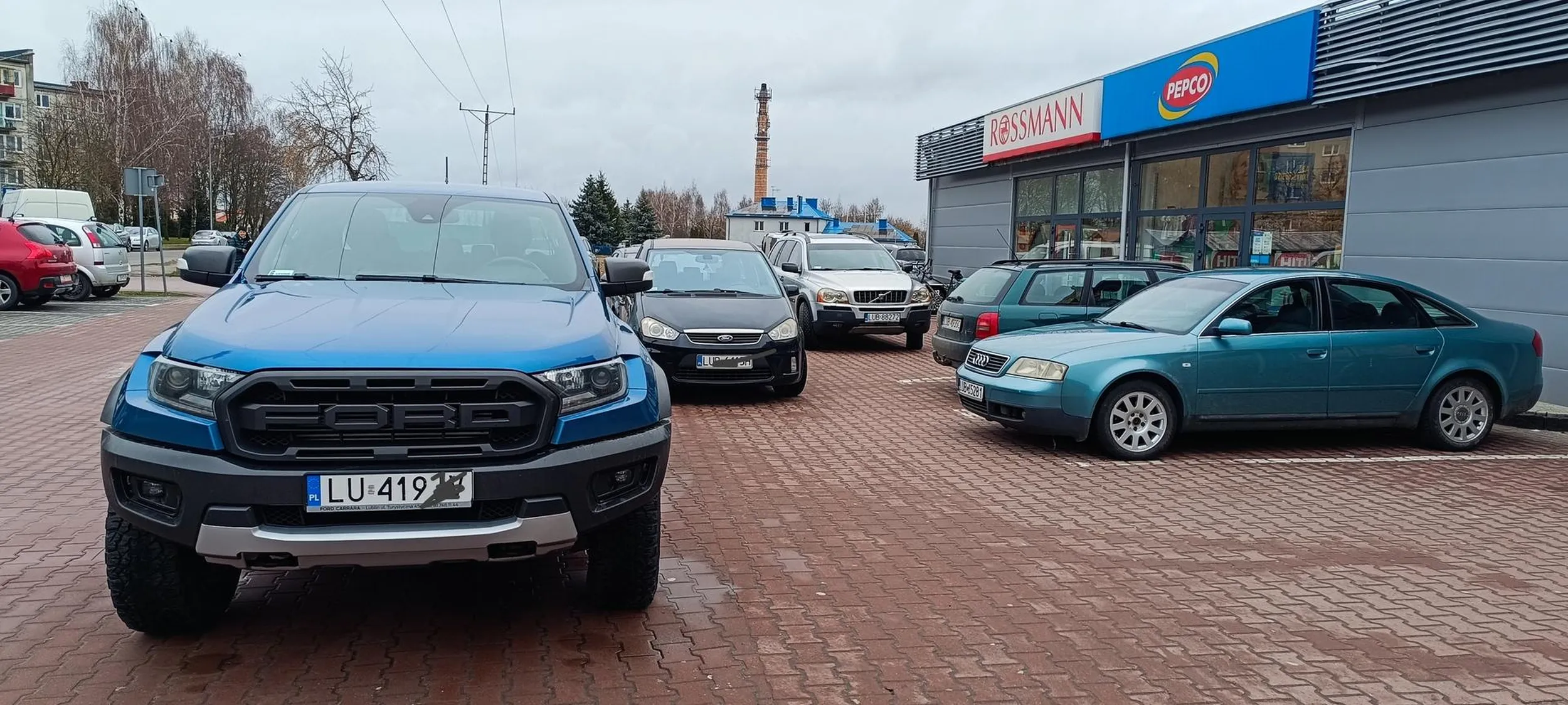 Nie umie parkować zachować ostrożność