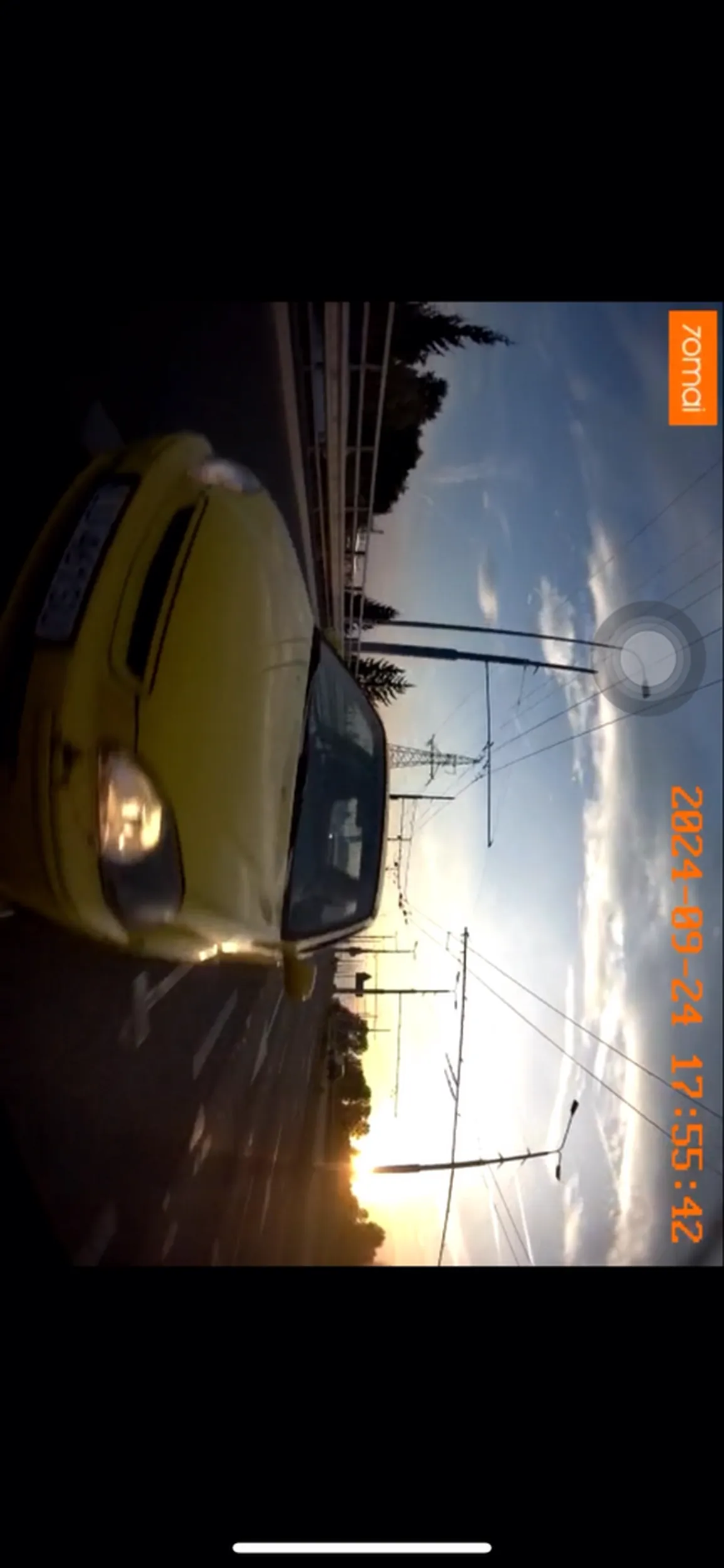 Agresywna jazda na zderzaku, ledwo mnie wyminął bo zechciało mu się szarżować na jezdni. Nagranie leci na policję z Twoją jazdą a raczej potencjalnym zagrożeniem w ruchu lądowym z narażaniem na utratę zdrowia lub życia