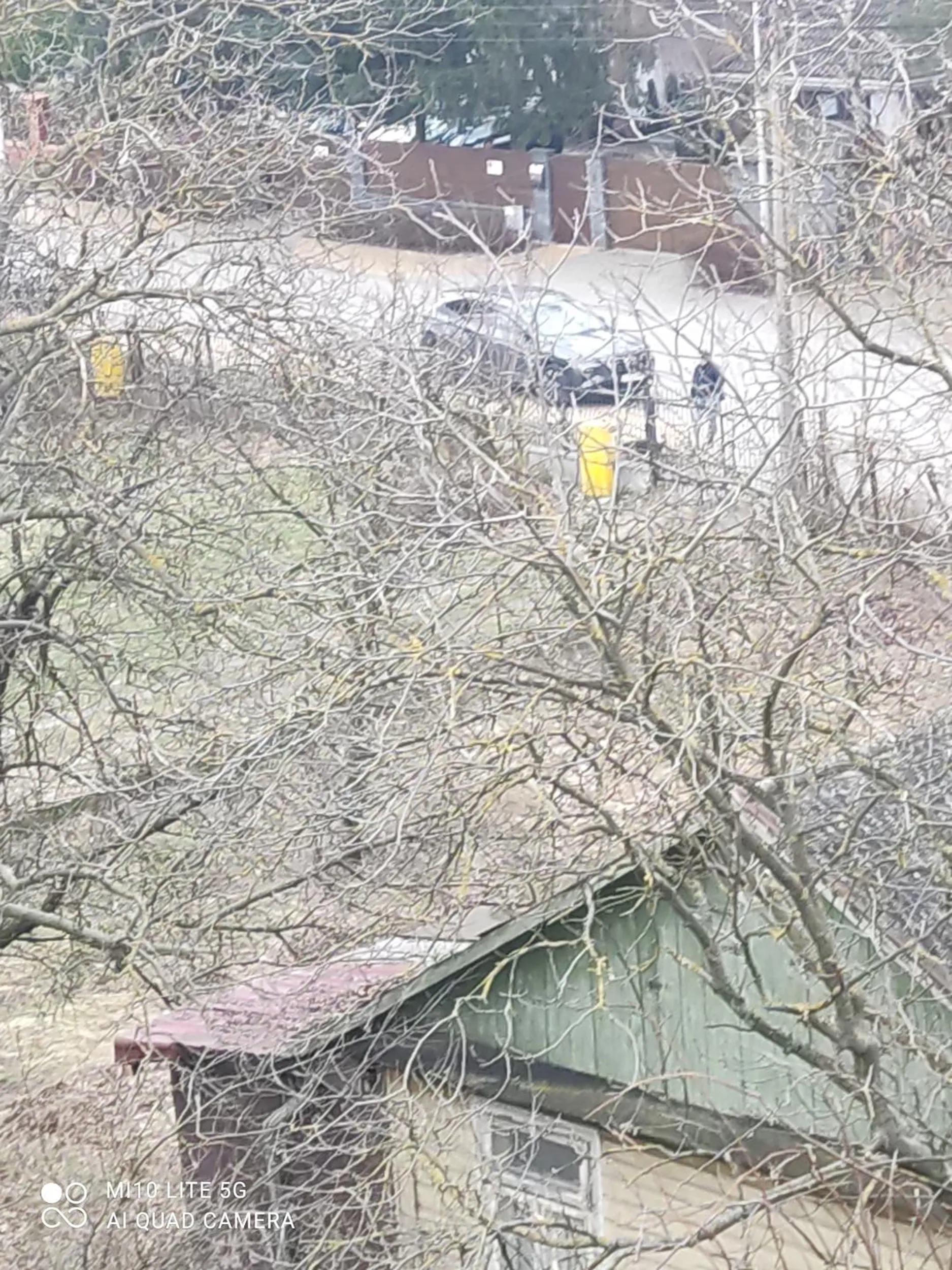 Parkowanie na środku chodnika