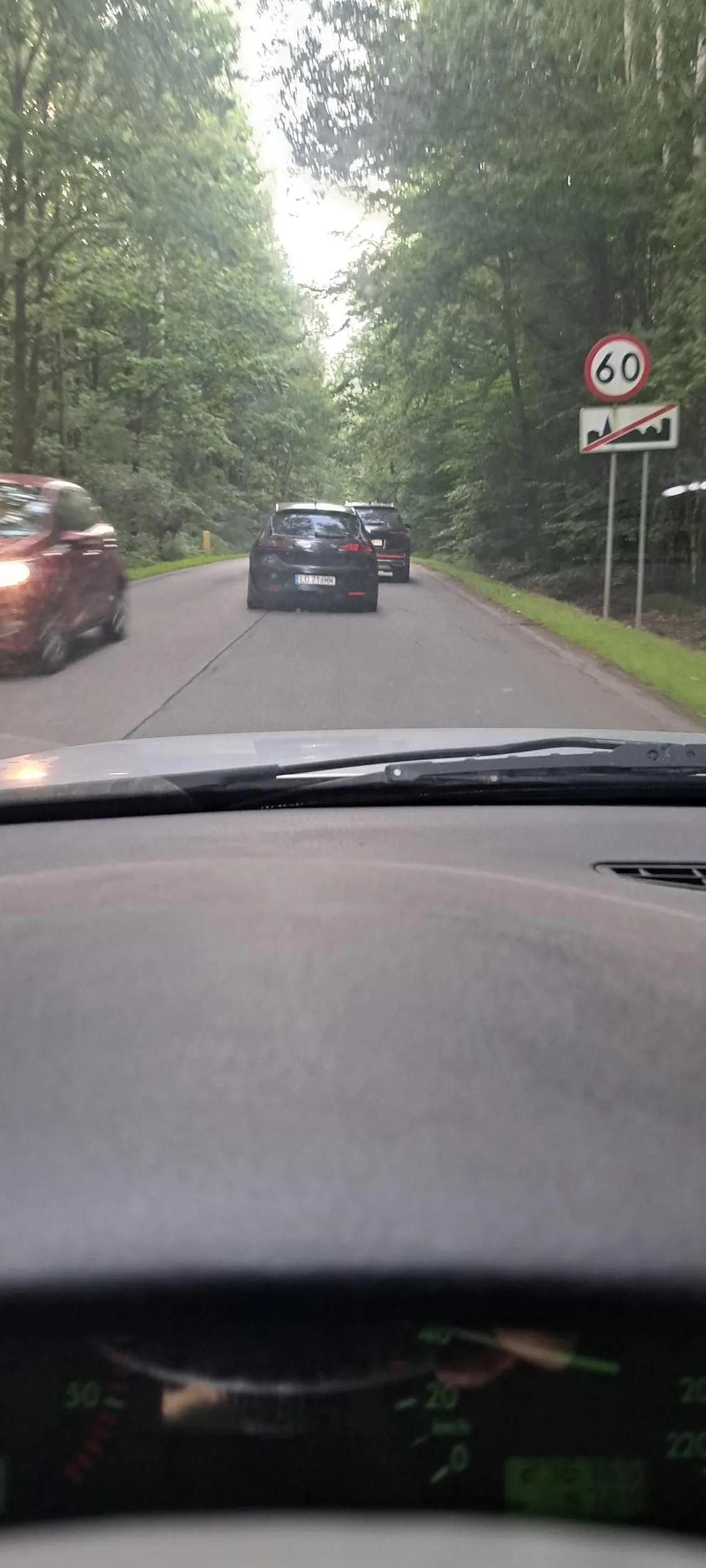 Kierowca niezrównoważony psychicznie w 1 minute naliczyłem 45 punktów karnych.