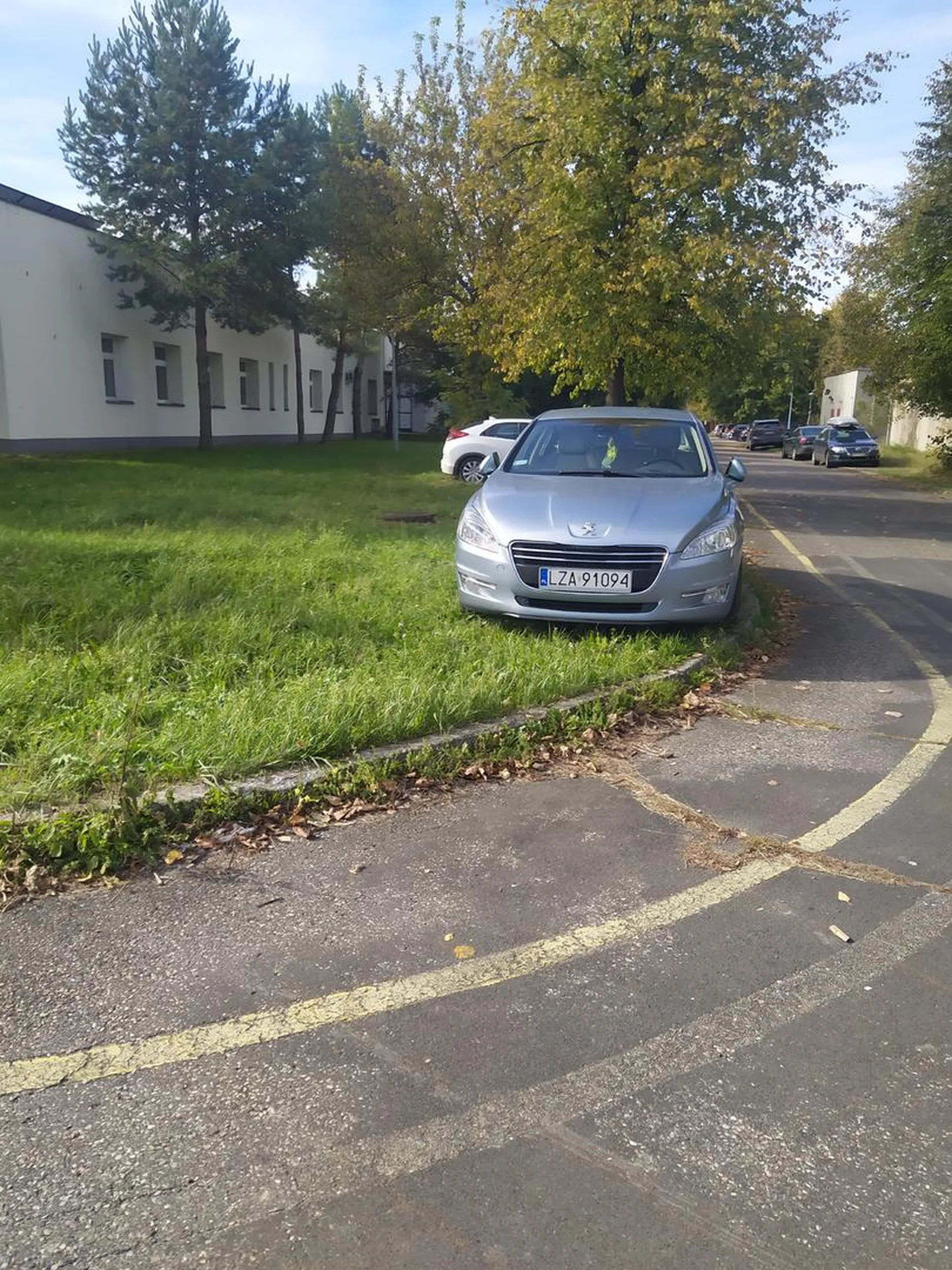 Tak się staje na wsi? Ale Zamość to miasto, nie wieś.