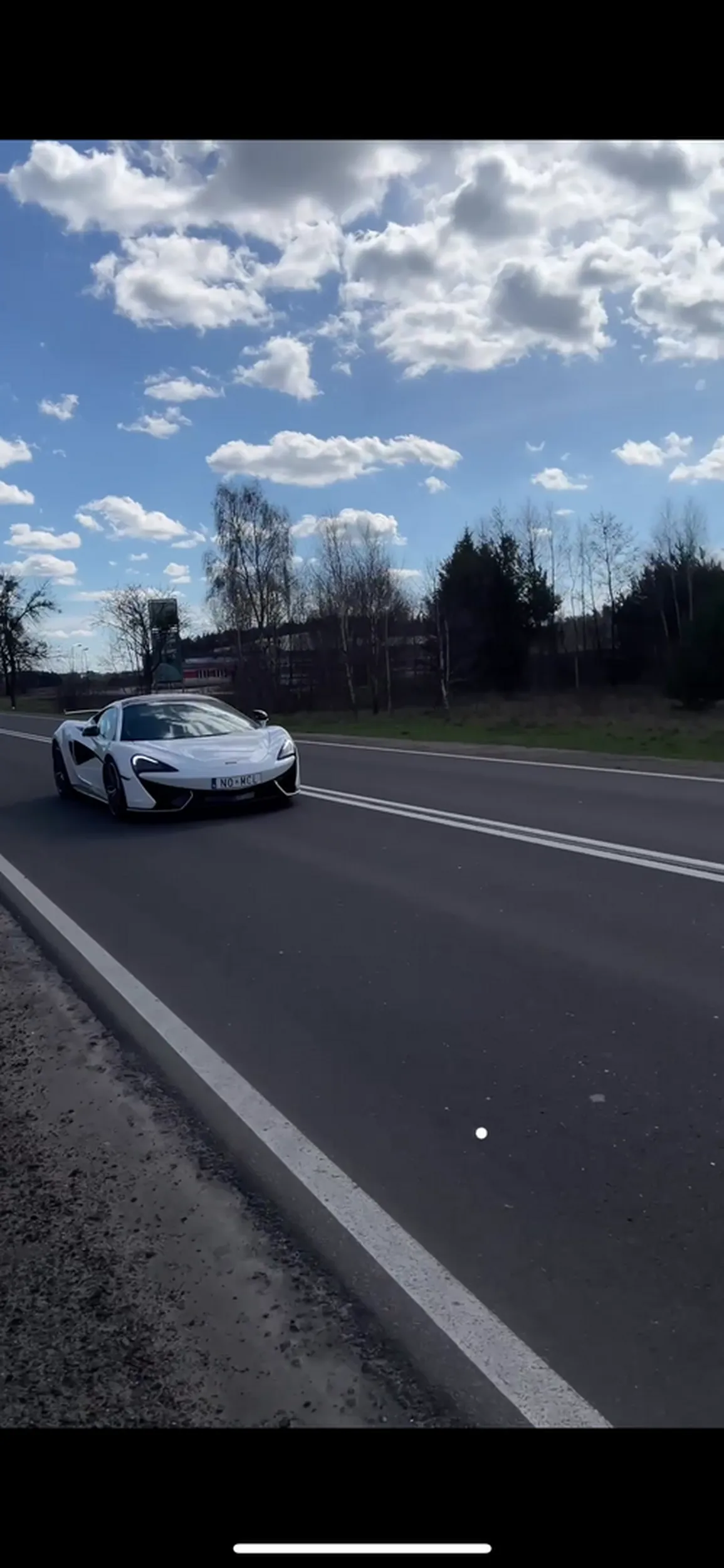 sliczny mclaren we na prawy plz ?