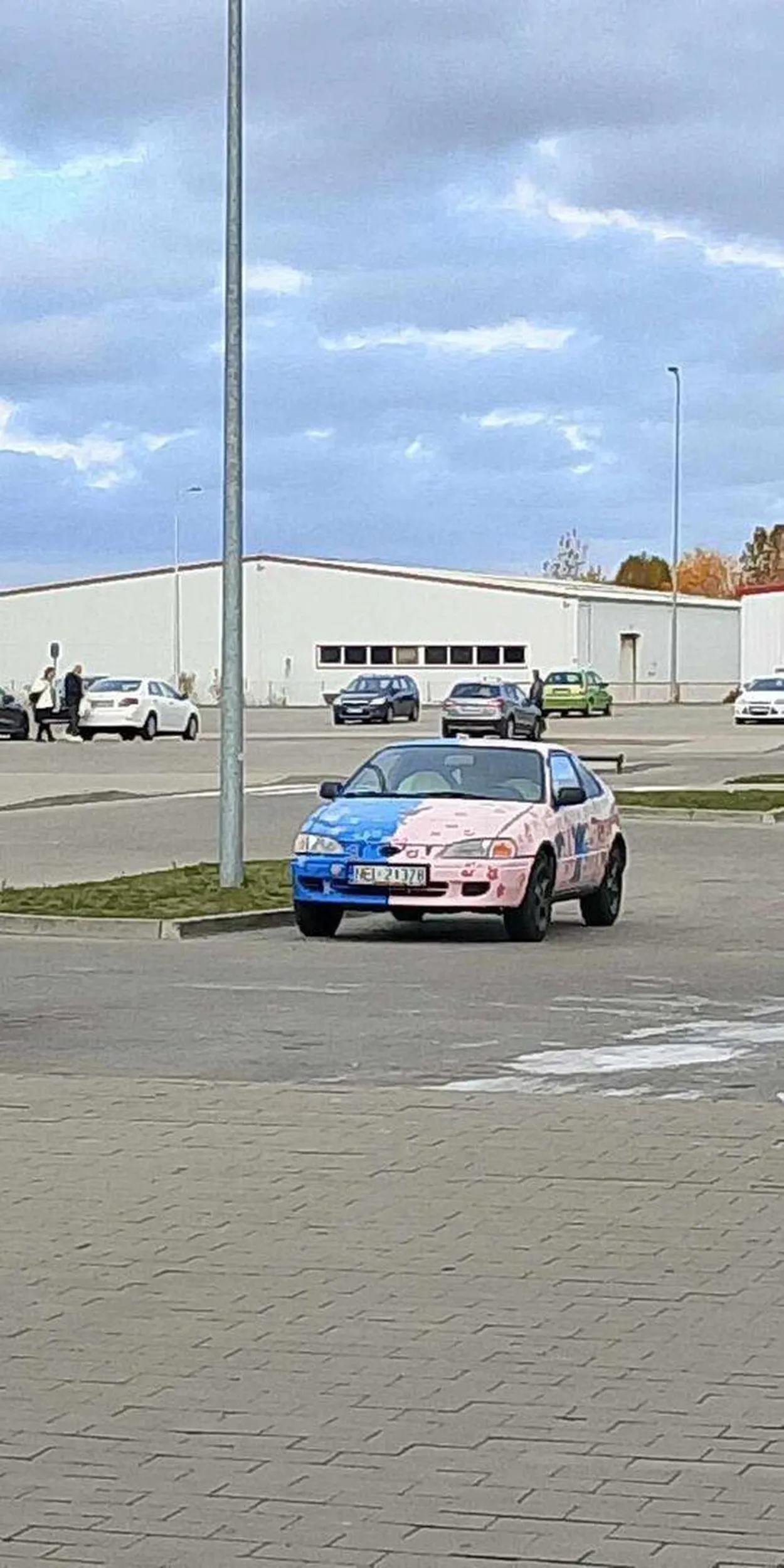 Bardzo ładny samochód