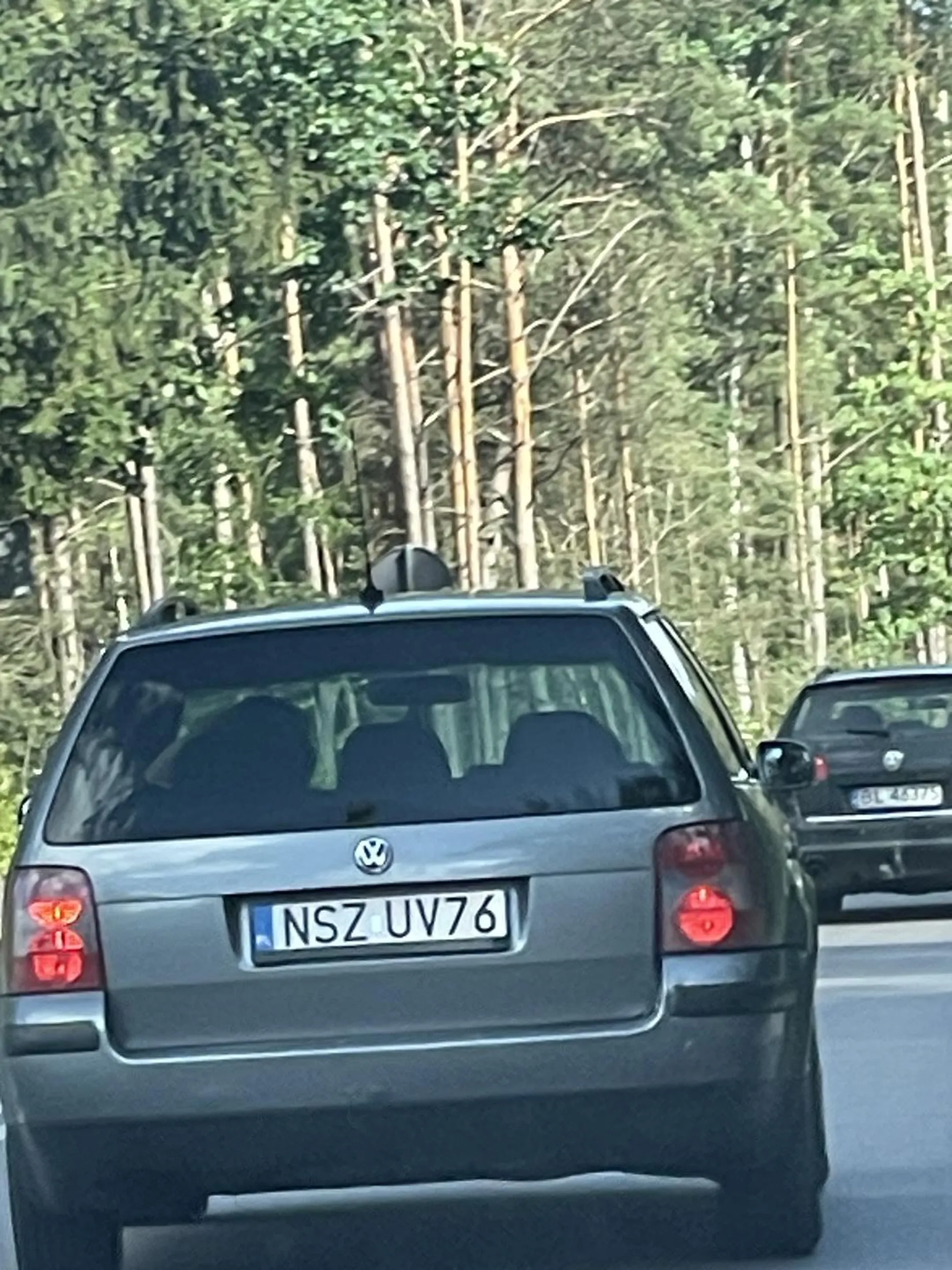 Fura nie gwizda a kierowca też pi*da. Książę się toczy a jak próbujesz wyprzedzić to przyspiesza mistrz prostej muł zakrętów