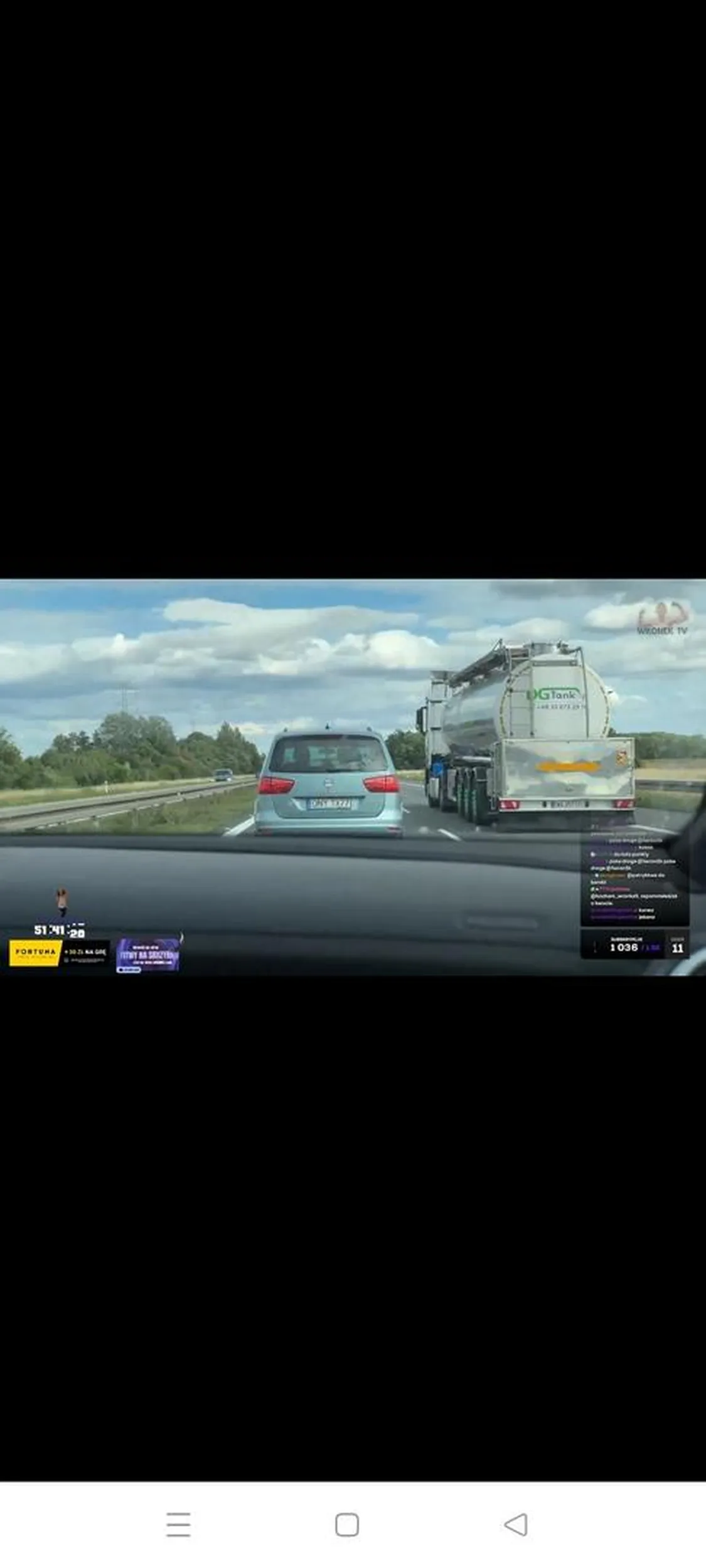 Nie polecam kierowcy,Ewka nie umie zjechać na prawy pas.