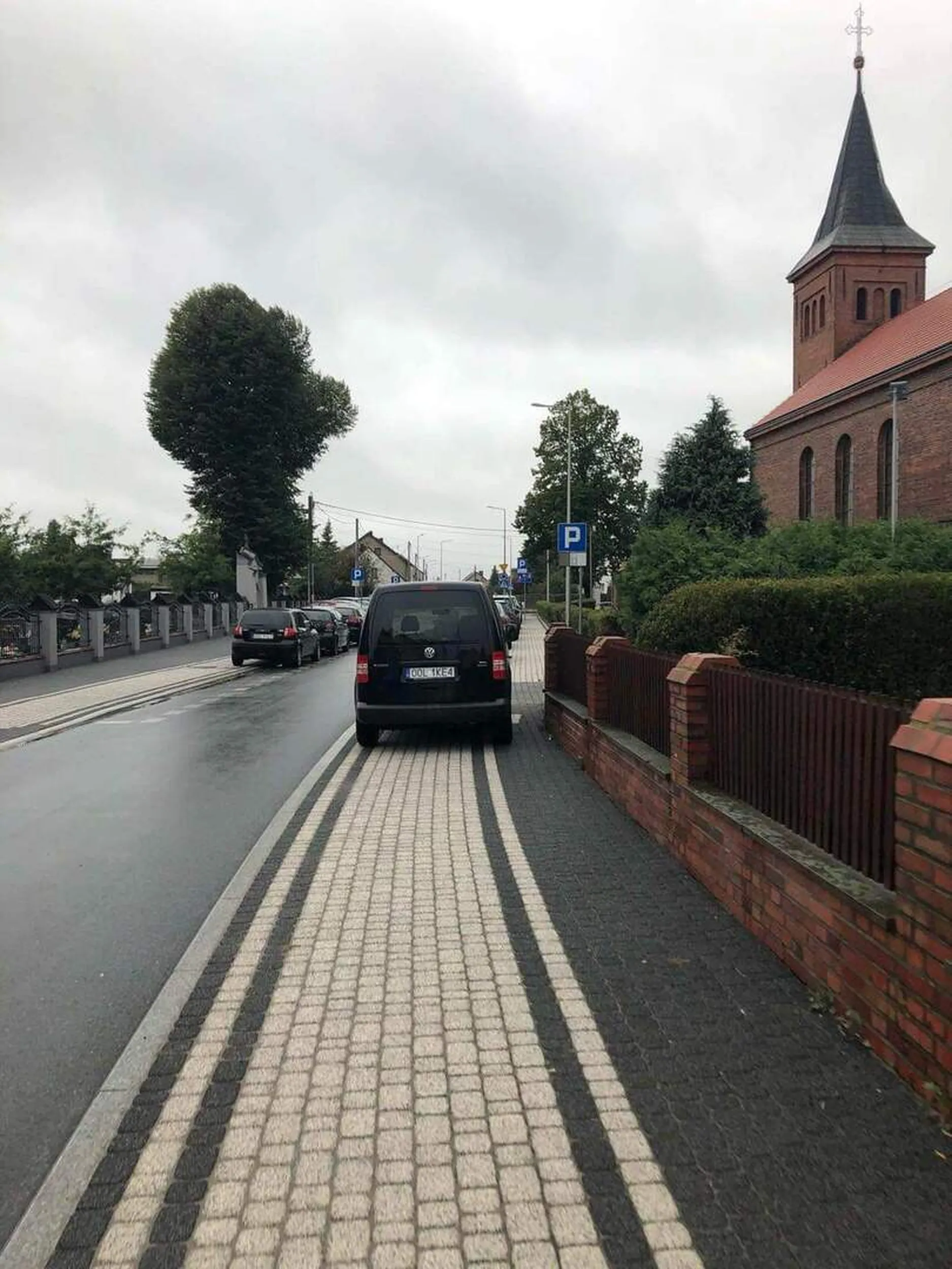 Totalny mistrz parkowania! Wstyd!