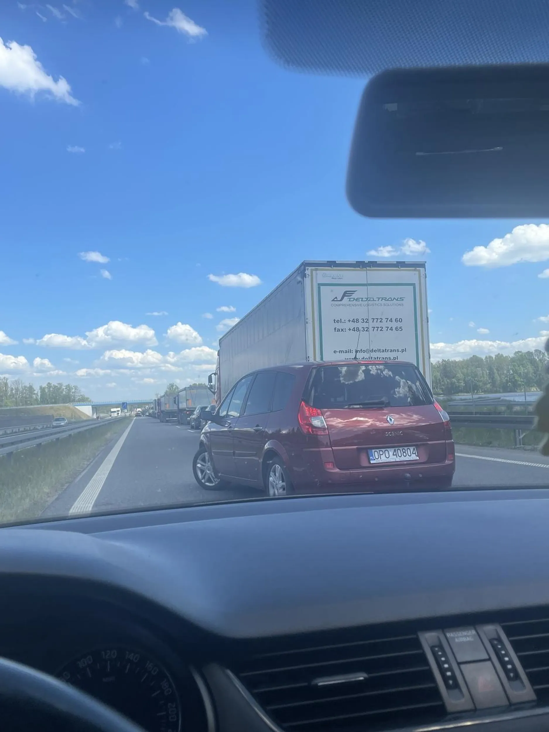 Pozdrawiam szeryfa, zwężka 500m. Obyś trafił na mocniejszego od siebie ;)