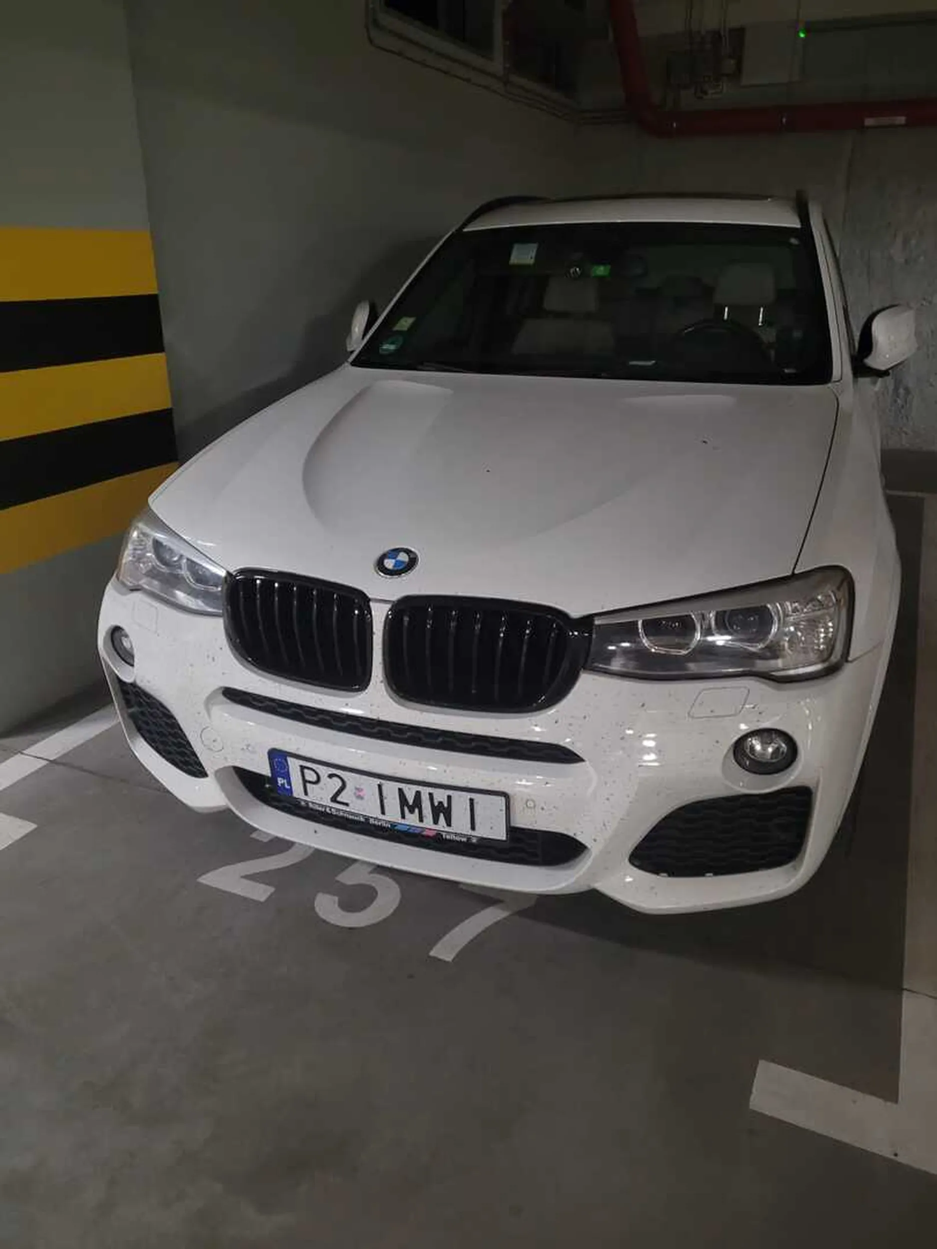 Zastawiła prywatne miejsce parkingowe.