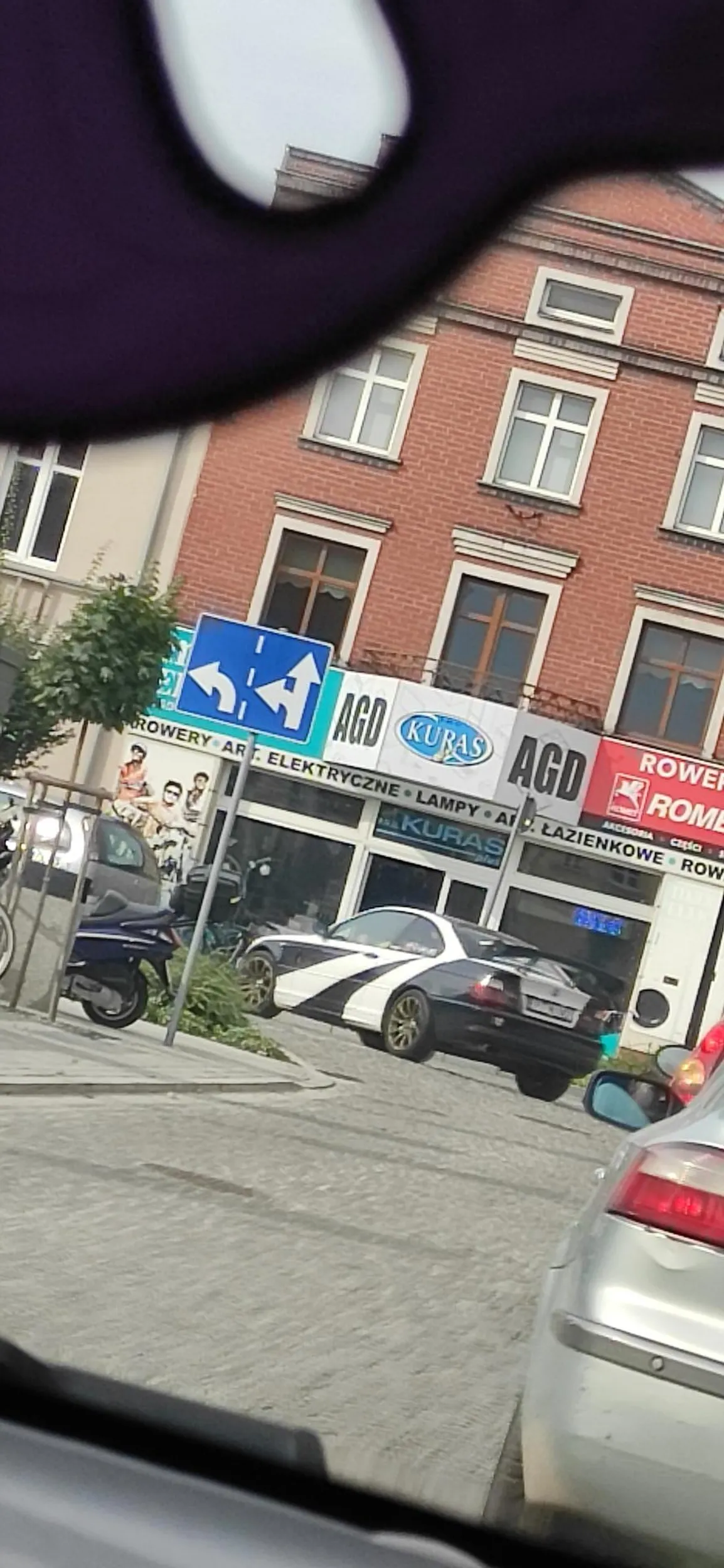 Nie no spoko, zwraca uwagę ale trzeba poświęcić nad nim jeszcze kilka godzin :P