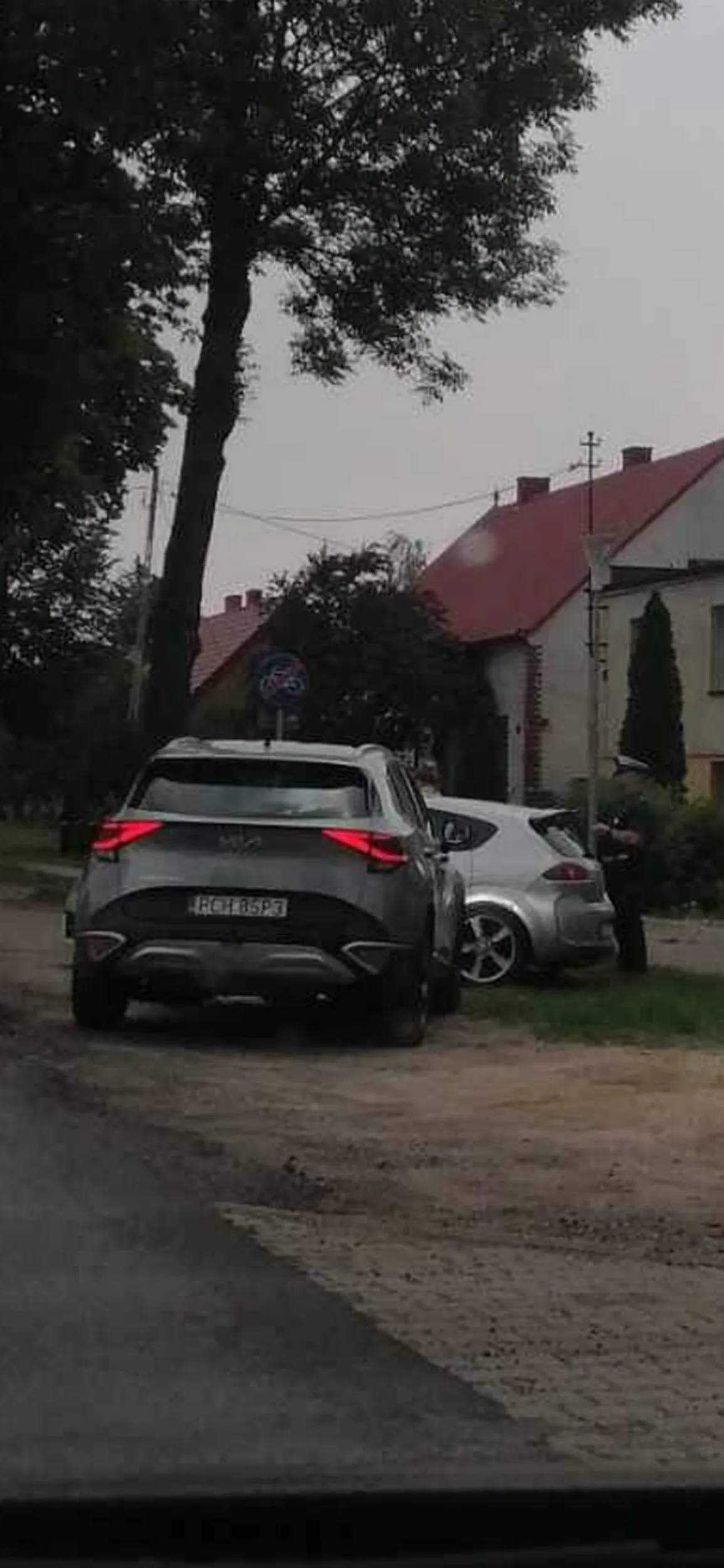 Nieoznakowany radiowóz KPP Chodzież