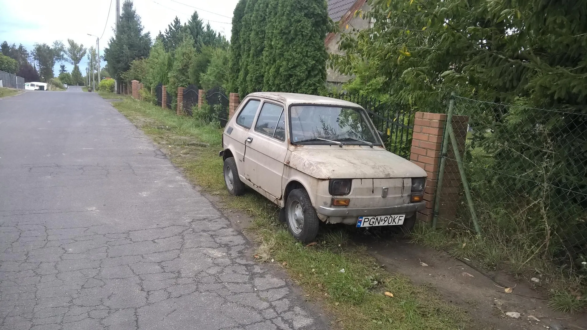 Dlaczego ten maluch tak se stoi i rdzewieje?