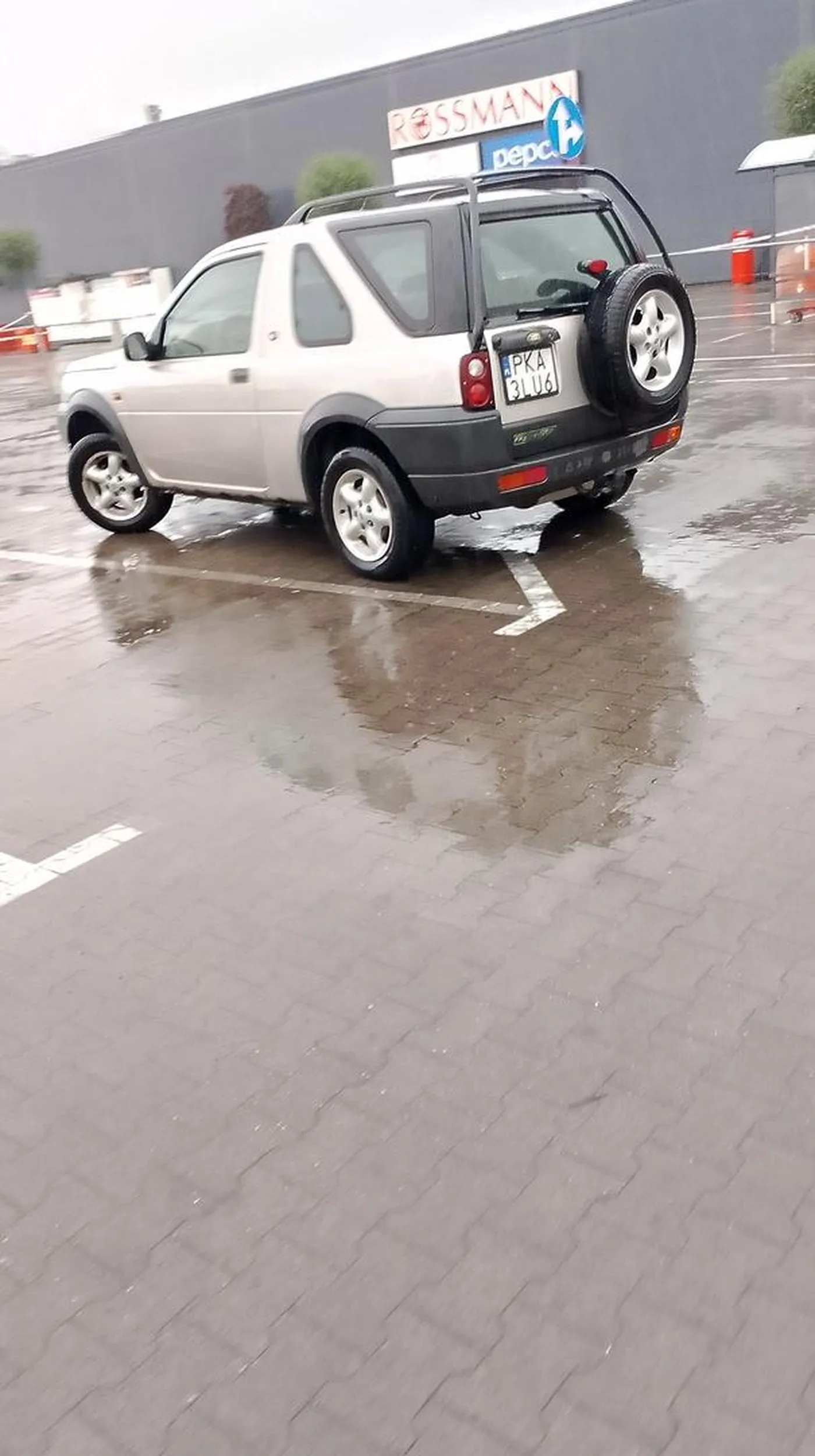 Za mały parking ?