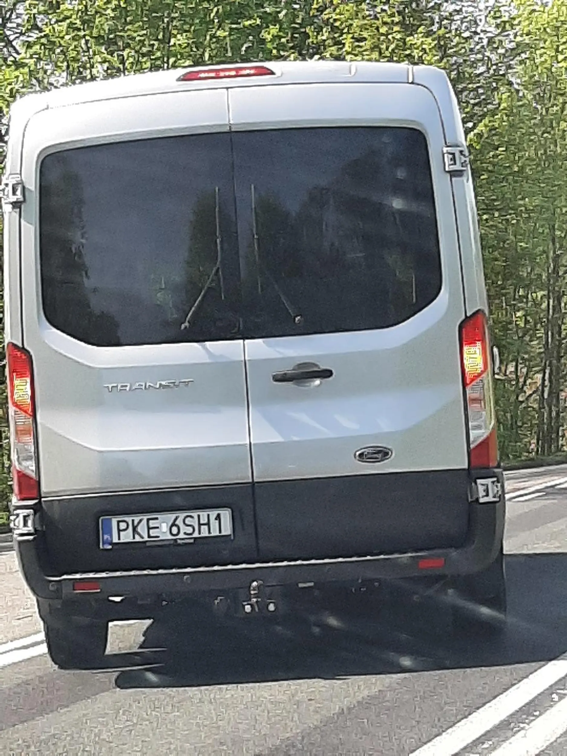 Naucz się jeździć, jedziesz jak pijany łapiesz krawężniki i skręcasz na ostatnią chwilę