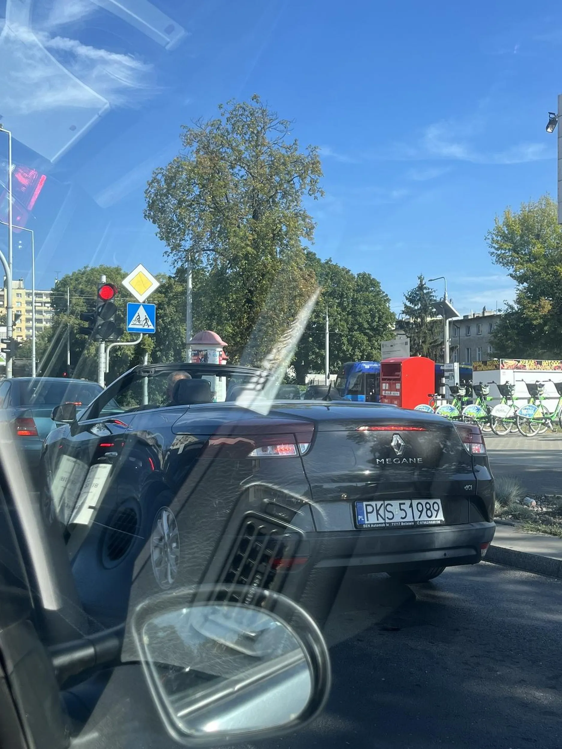 koledze się chyba pojebalo, że będzie się odzywać w taki negatywny sposób do dziecka