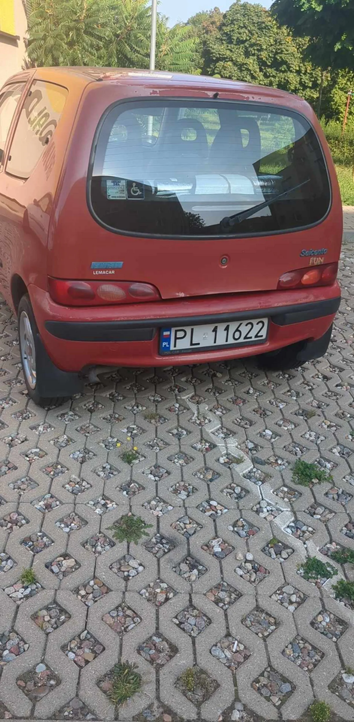 codziennie to samo, tylko miejsce inne