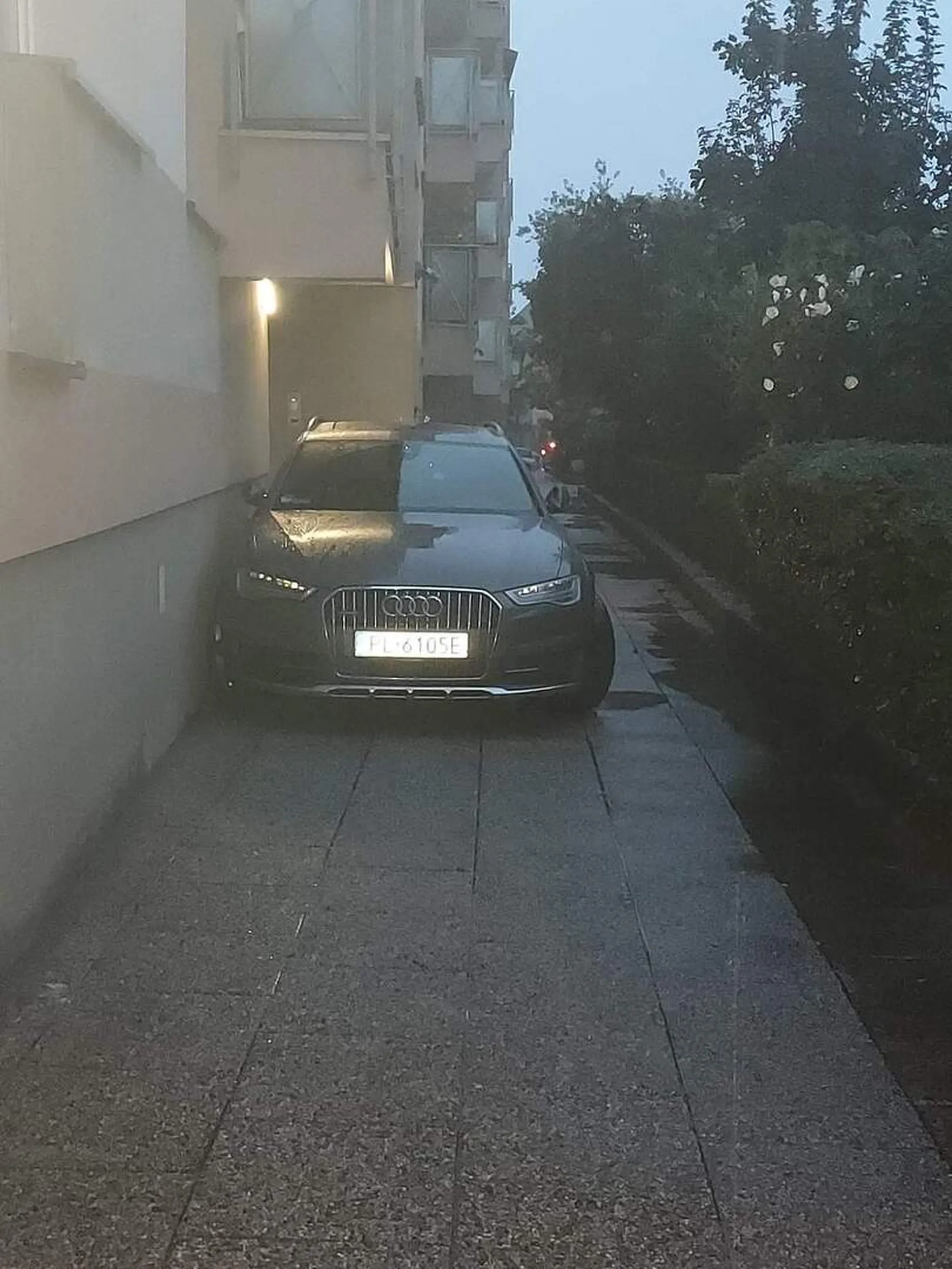 No to sobie znalazłeś parking koleżko...