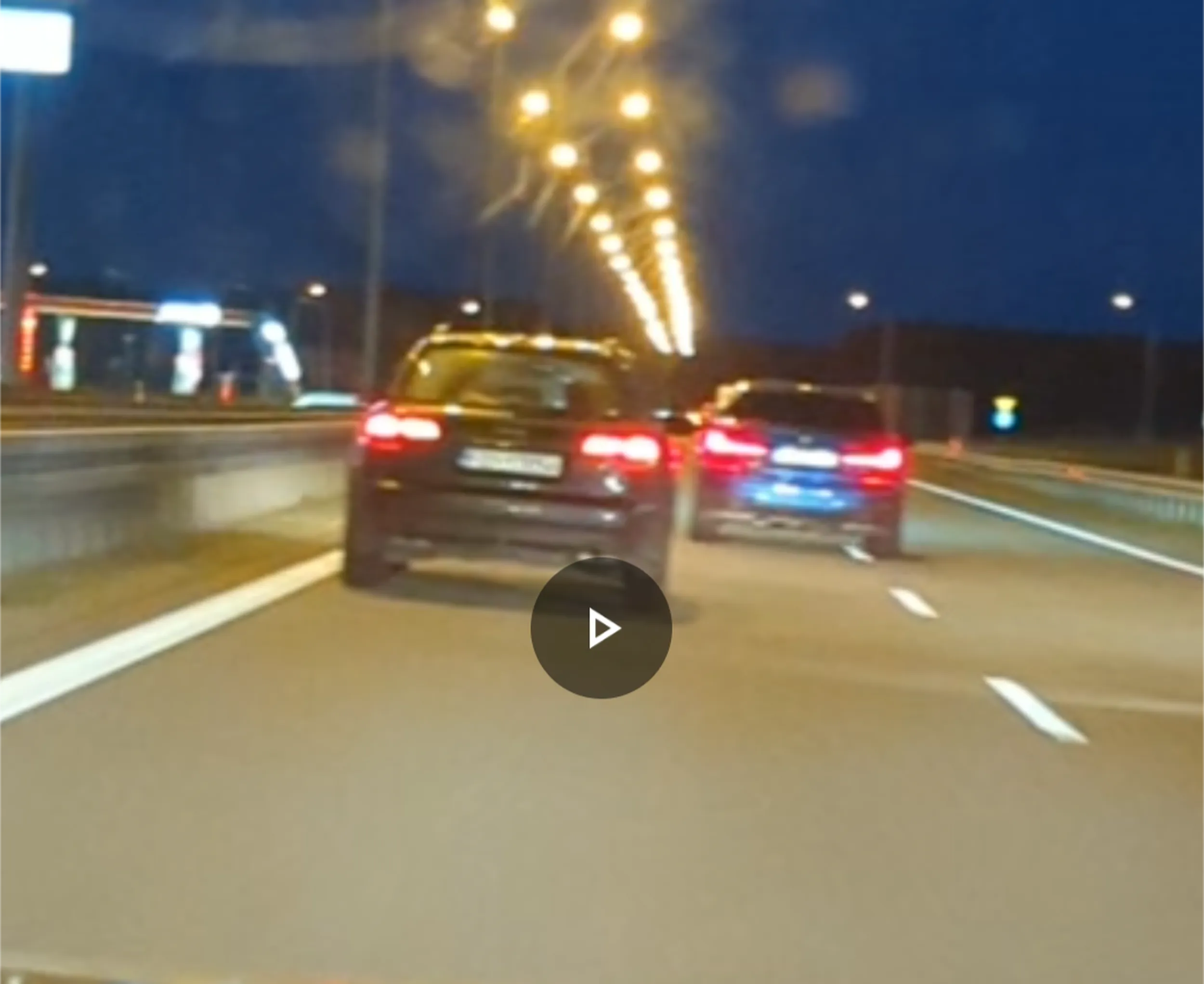 Typowe dla kierowcy BMW. Jedzie trasą S3 i nie sygnalizuje zmiany pasa ruchu. Żarówki są za drogie czy się przełączniki zużywają, że ci kierowcy tacy oporni?