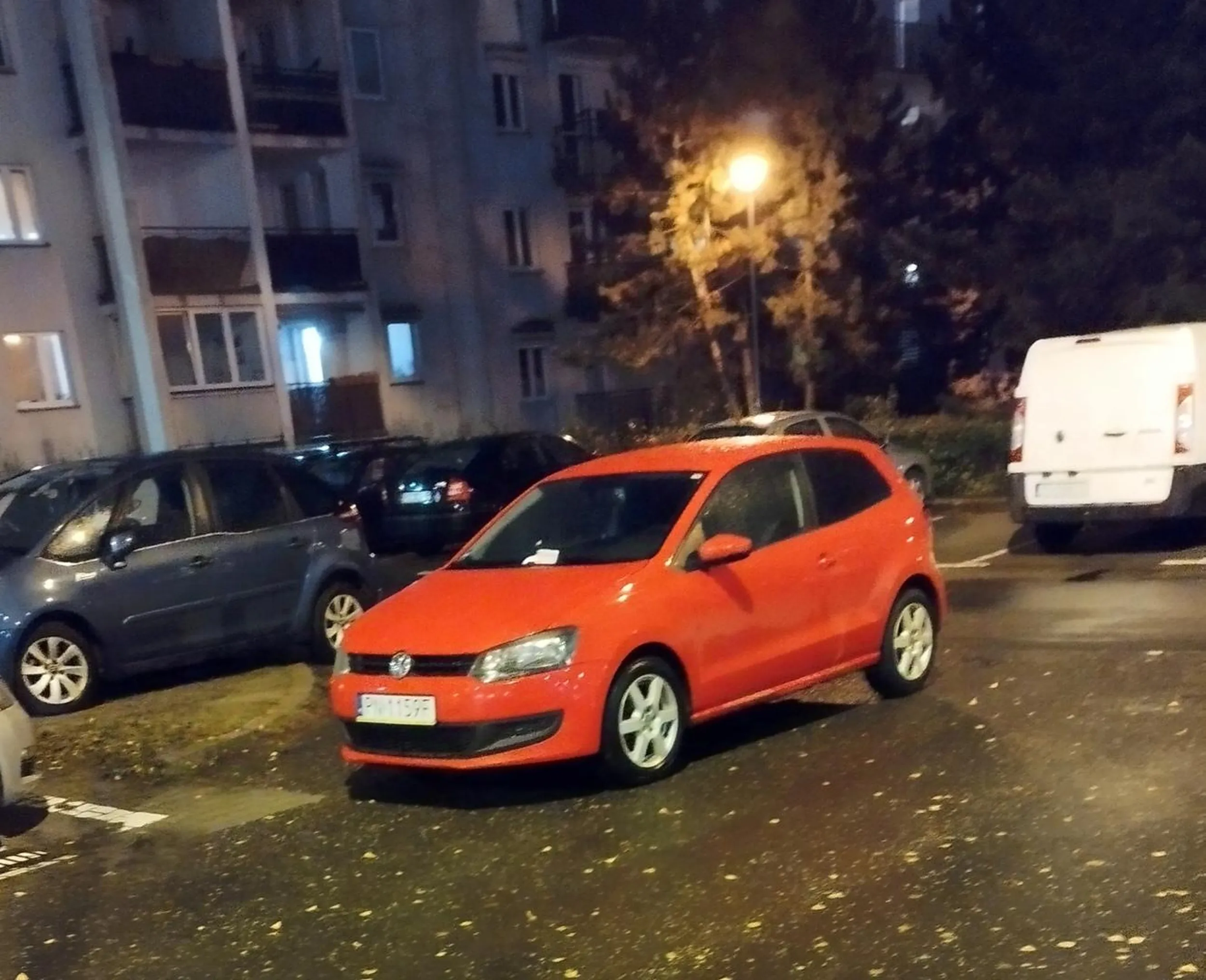 Parkujesz jak zjeb na skrzyzowaniu i w przejezdzie