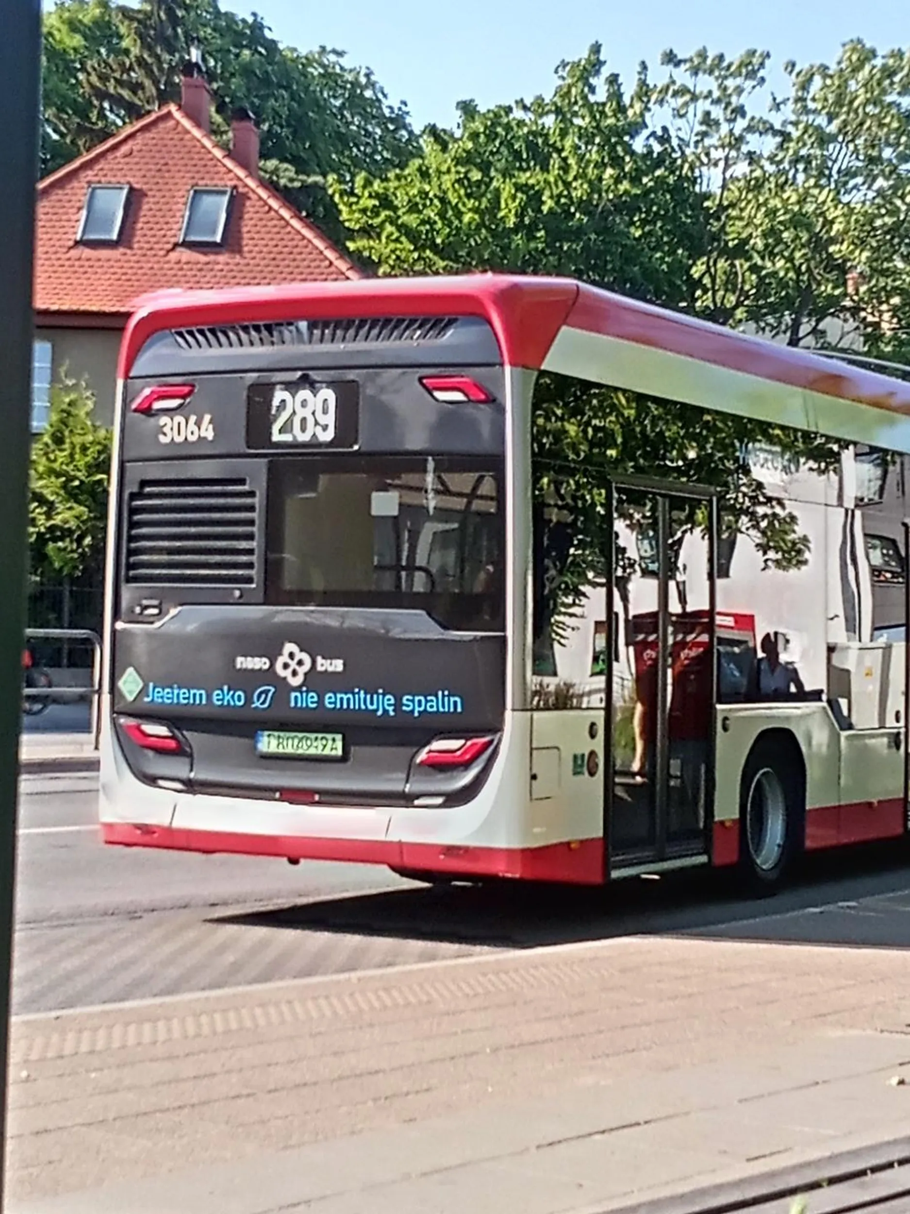 bardzo fajny autobus