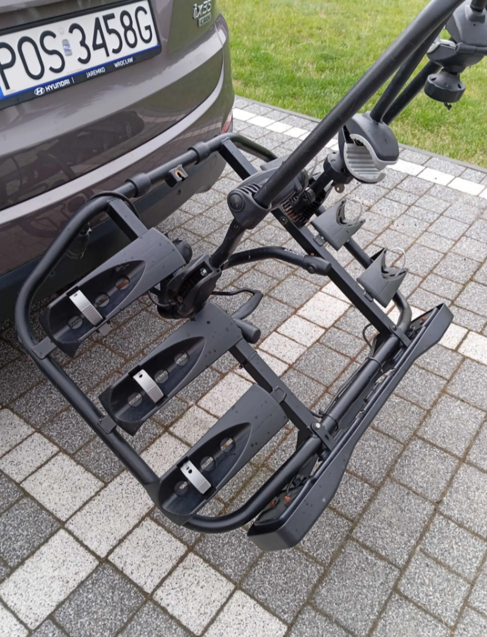 Najgorszy burak na drogach jakiego można było spotkać. Oszust i naciągacz w internecie. Uważajcie na typa. Hyundai ix35