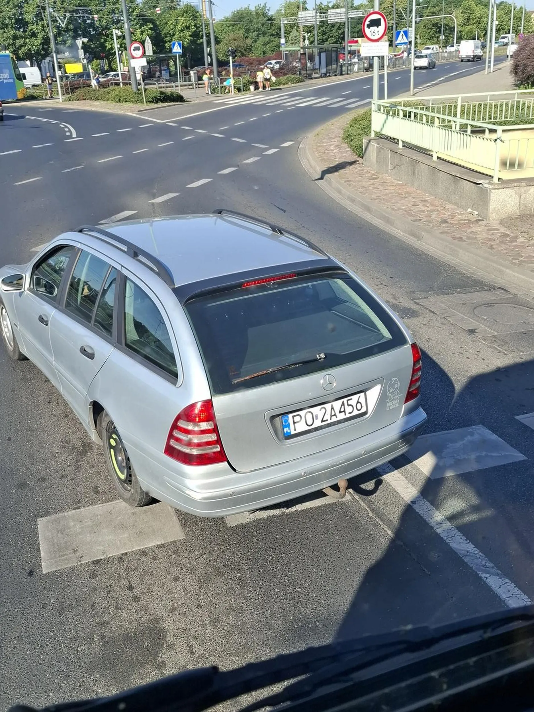 Burak wpierdolił mi się przed maską na światłach że ich potem nawet nie widział