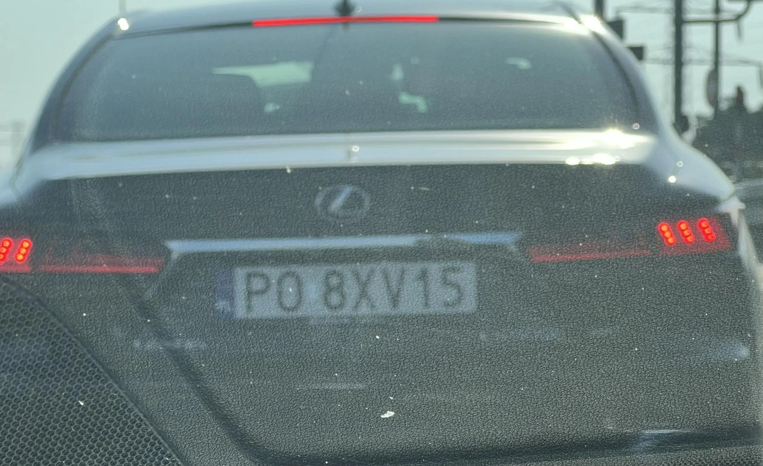 Spel nieużywający kierunkowskazów.