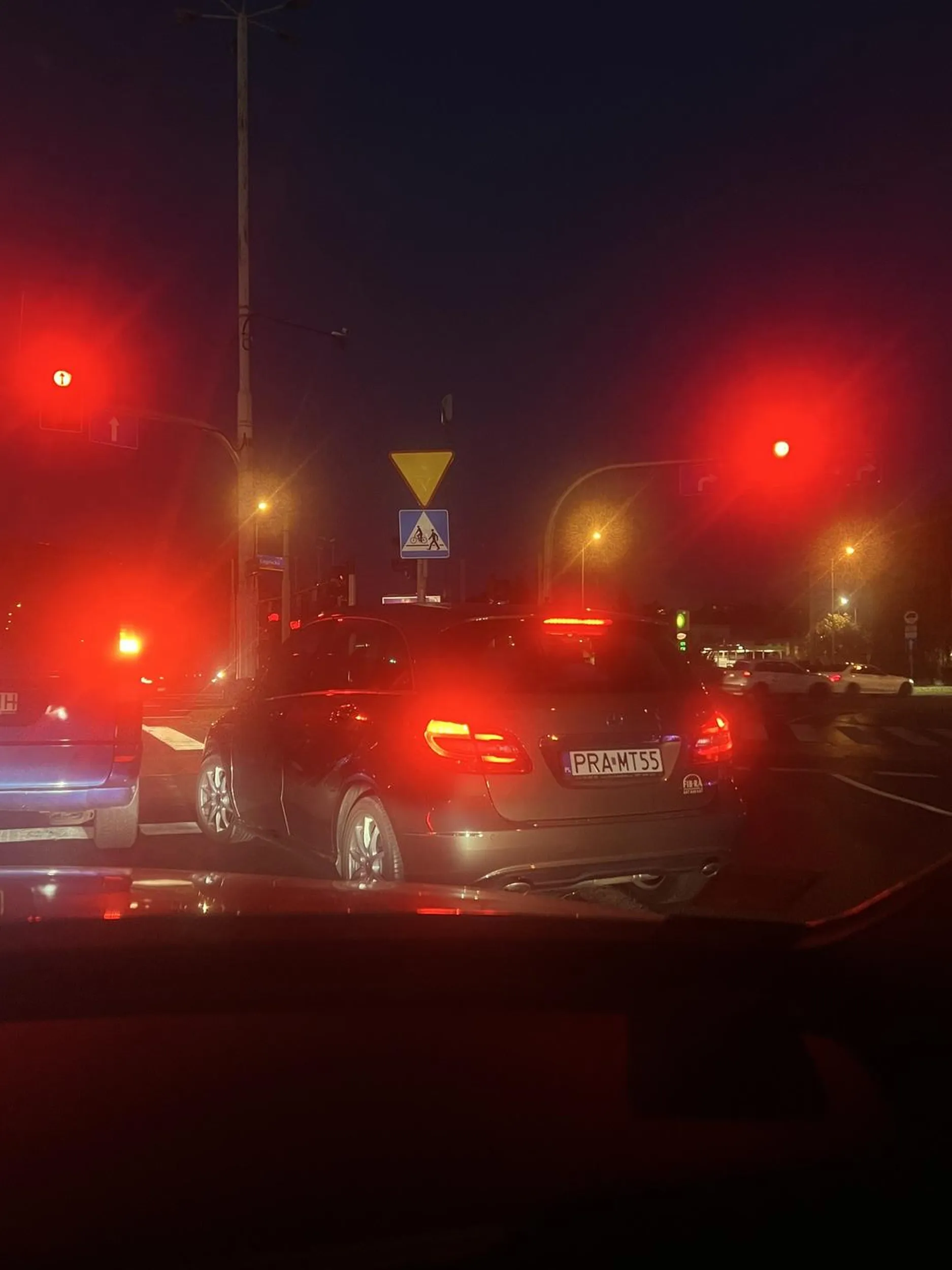 Baba nie potrafi prowadzic auta