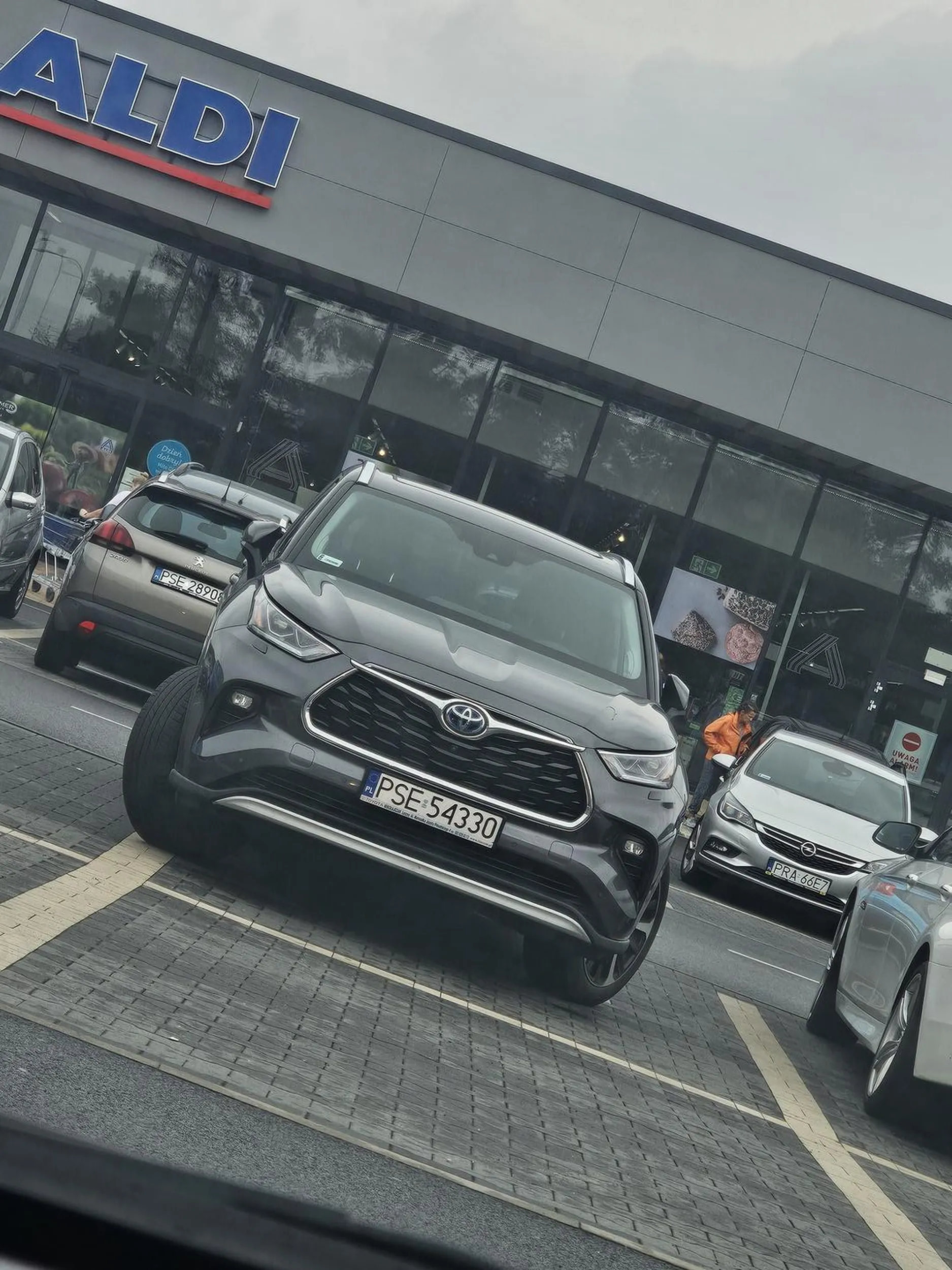 Oczywiście zaparkowane "na chwile"