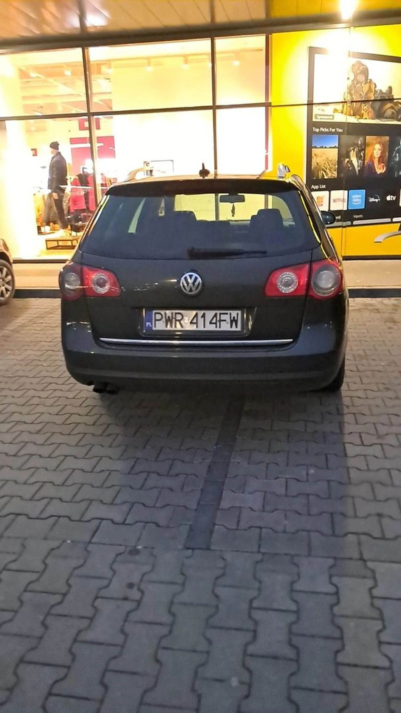 MISTRZ PARKOWANIA NA WAGROWIECKIEJ GALERII GRATULACJE