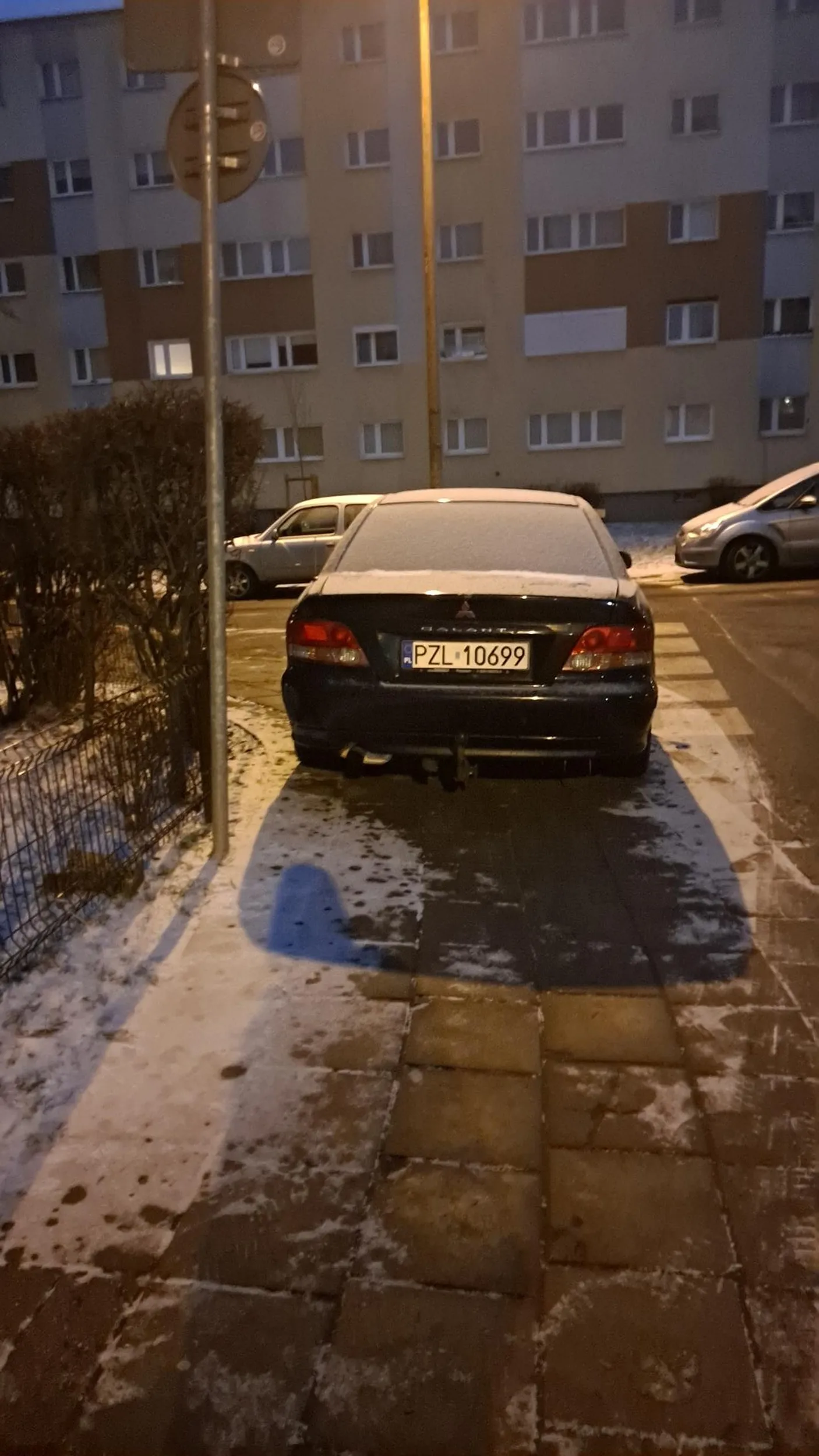 chodnikiem się przejsc nie da