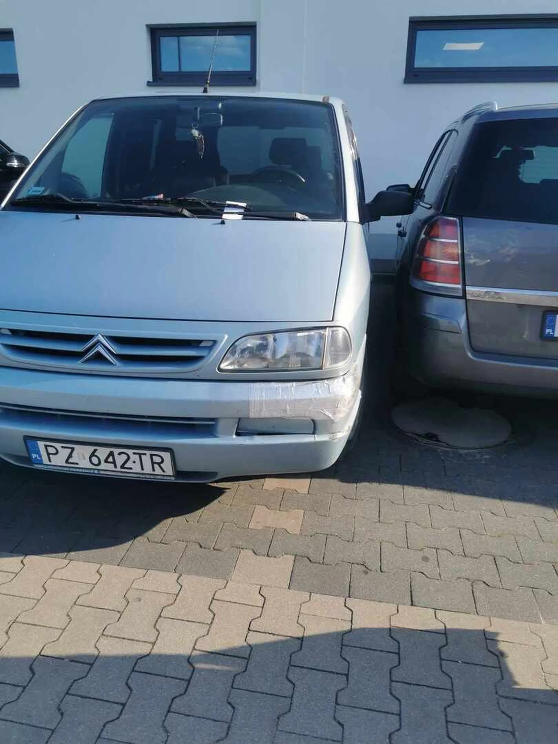 Pozdrawiam kierowcę który parkuje jakby prawko w chipsach wygrał